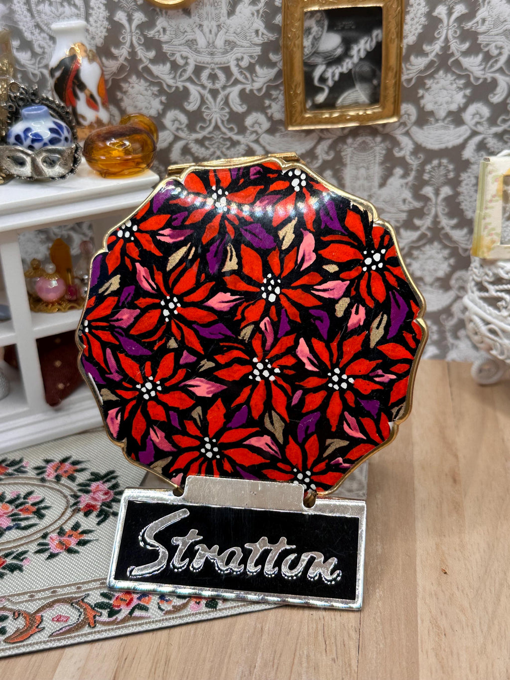Vintage Stratton Powder Compact Red Floral Design Gold Tone Mirror Compact Made in England