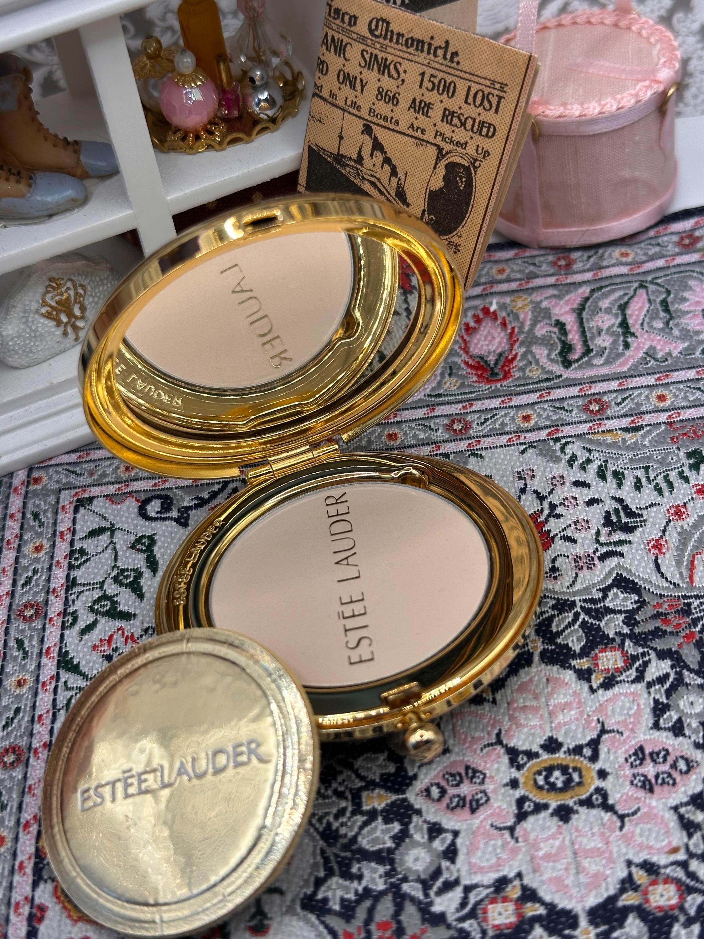 Vintage Estée Lauder Golden Gemini Lucidity Powder Compact | Boxed Zodiac Collectible Powder Compact | Refillable Designer Vanity Compact