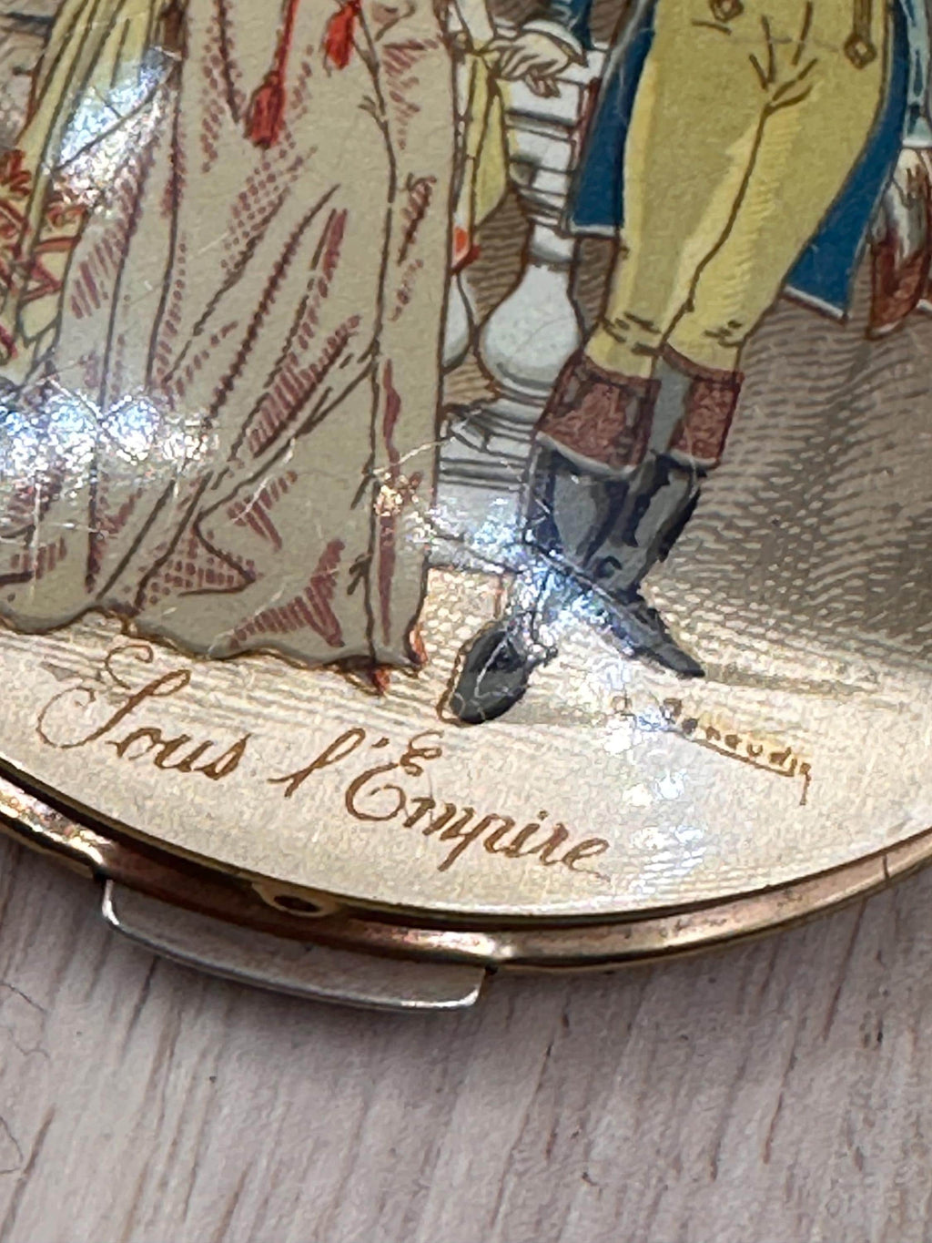 Vintage Stratton ‘Sous l’Empire’ Powder Compact by Édouard Renaudin 7.5cm with Pouch