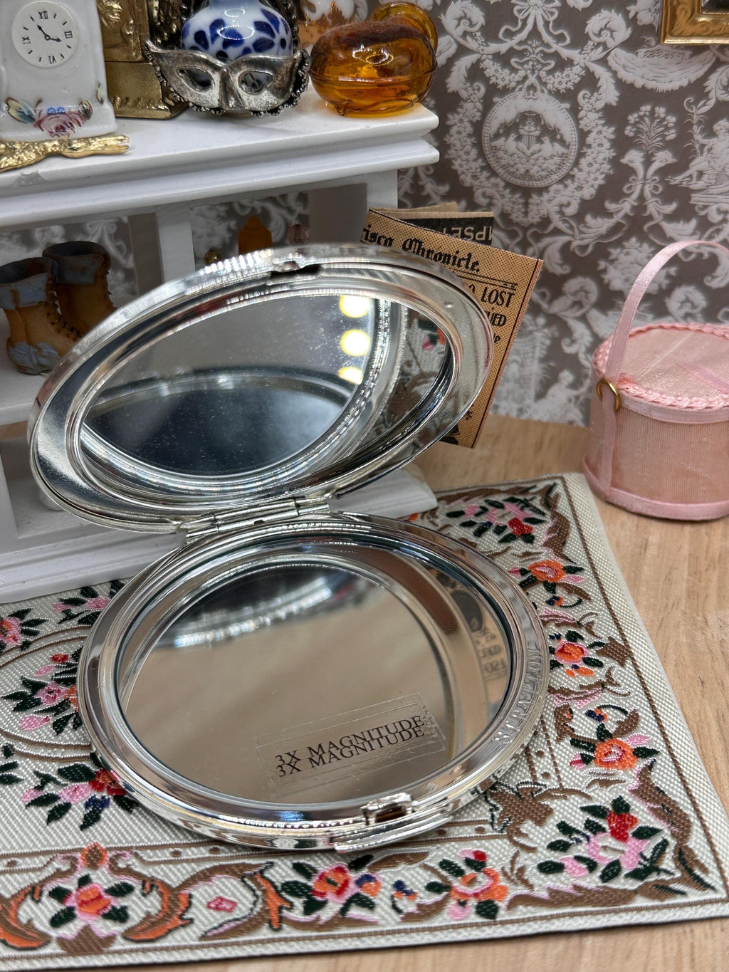 Vintage Boxed Stratton Heritage Collection Zebra Enamel Compact Mirror with Original Pouch 7cm Made in England