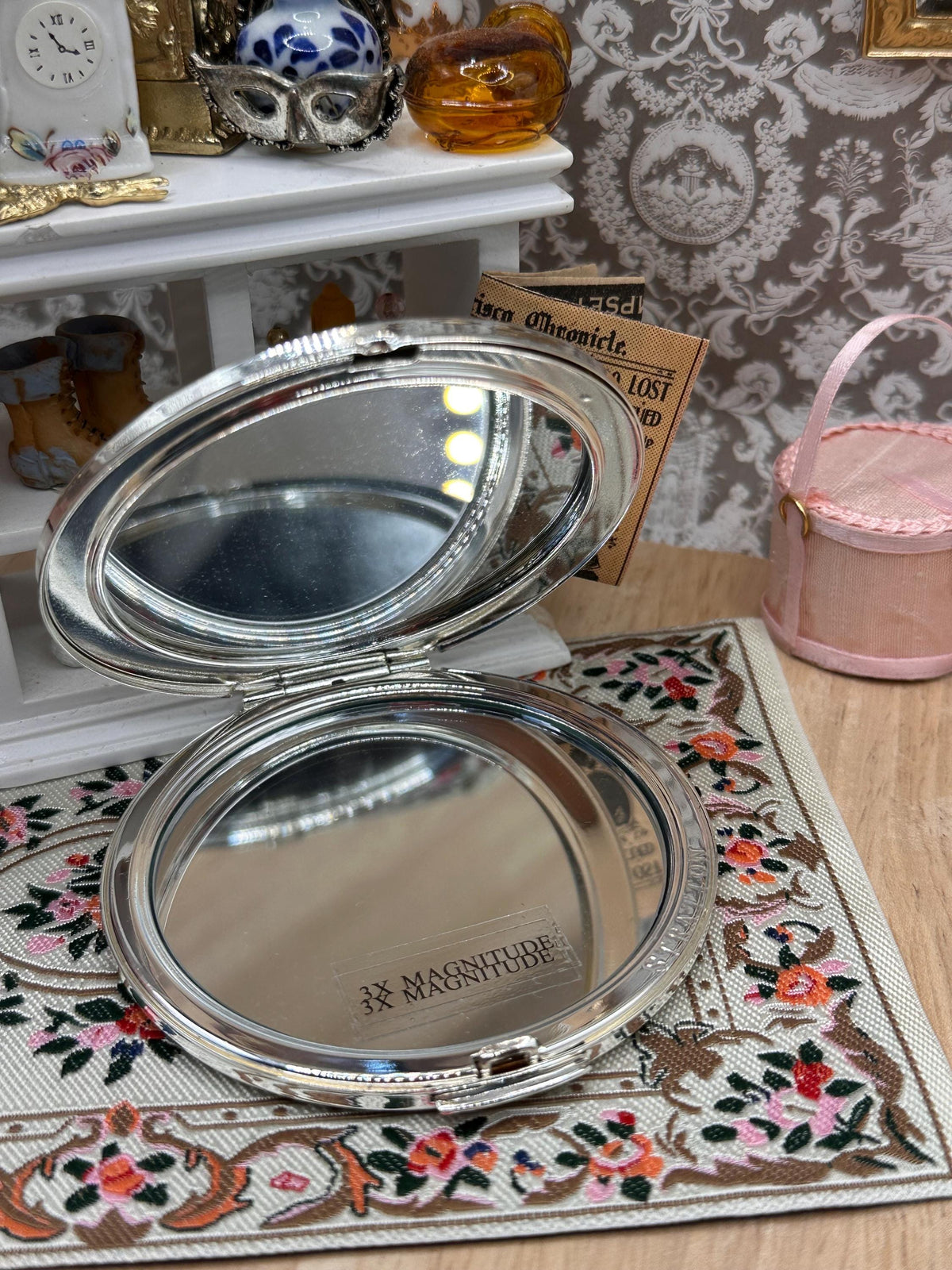 Vintage Boxed Stratton Heritage Collection Zebra Enamel Compact Mirror with Original Pouch 7cm Made in England