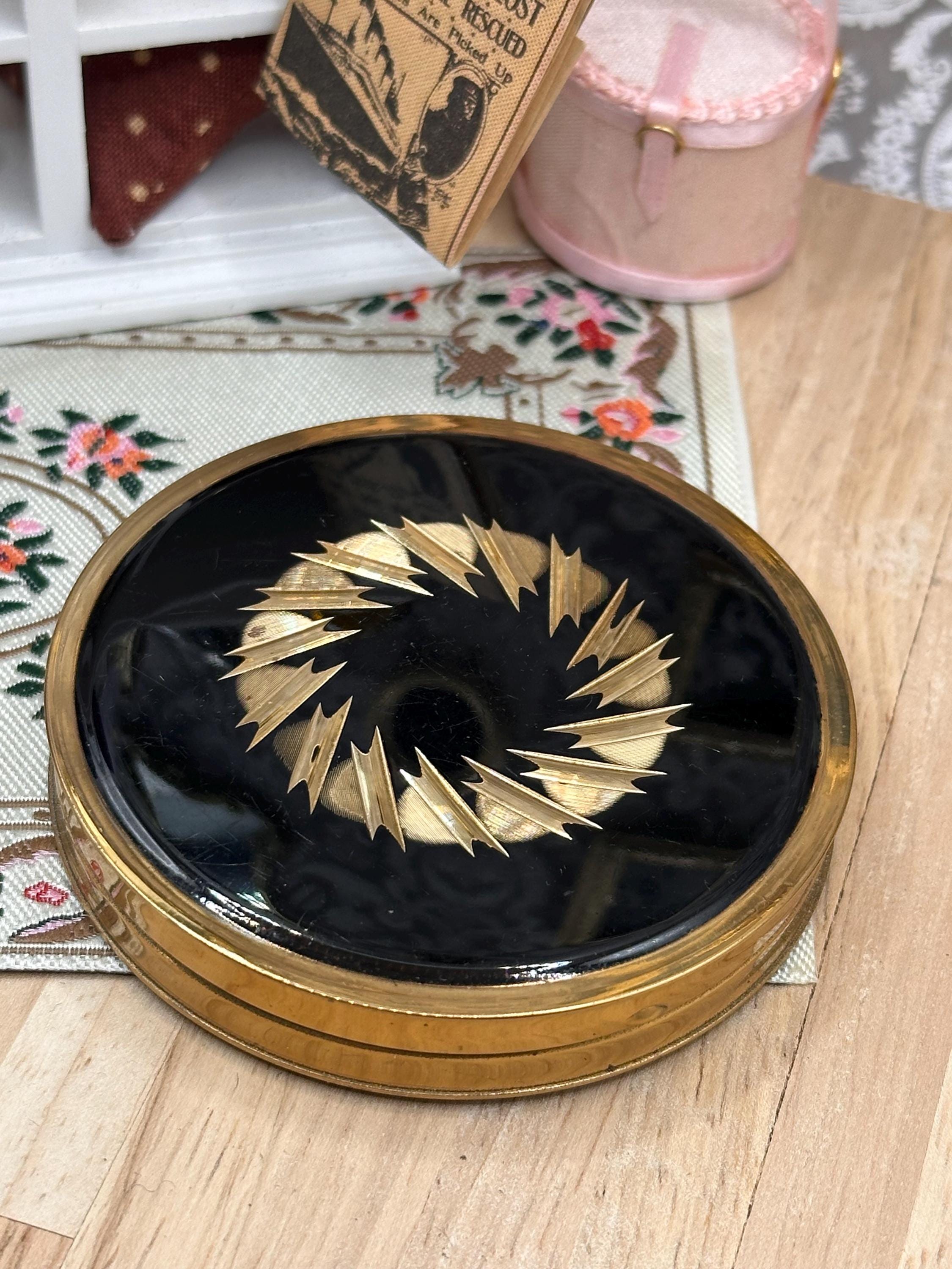 Vintage Margaret Rose Black Enamel Powder Compact Gold Sunburst Design 7cm Made in England