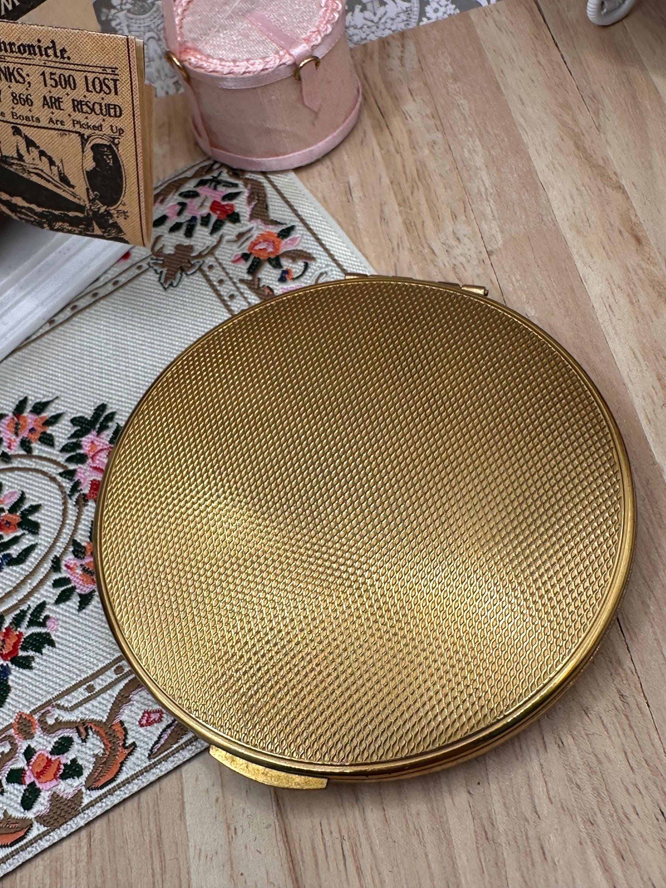 Vintage Kigu Gold Tone Powder Compact Black Enamel Starburst Design 8cm Made in England