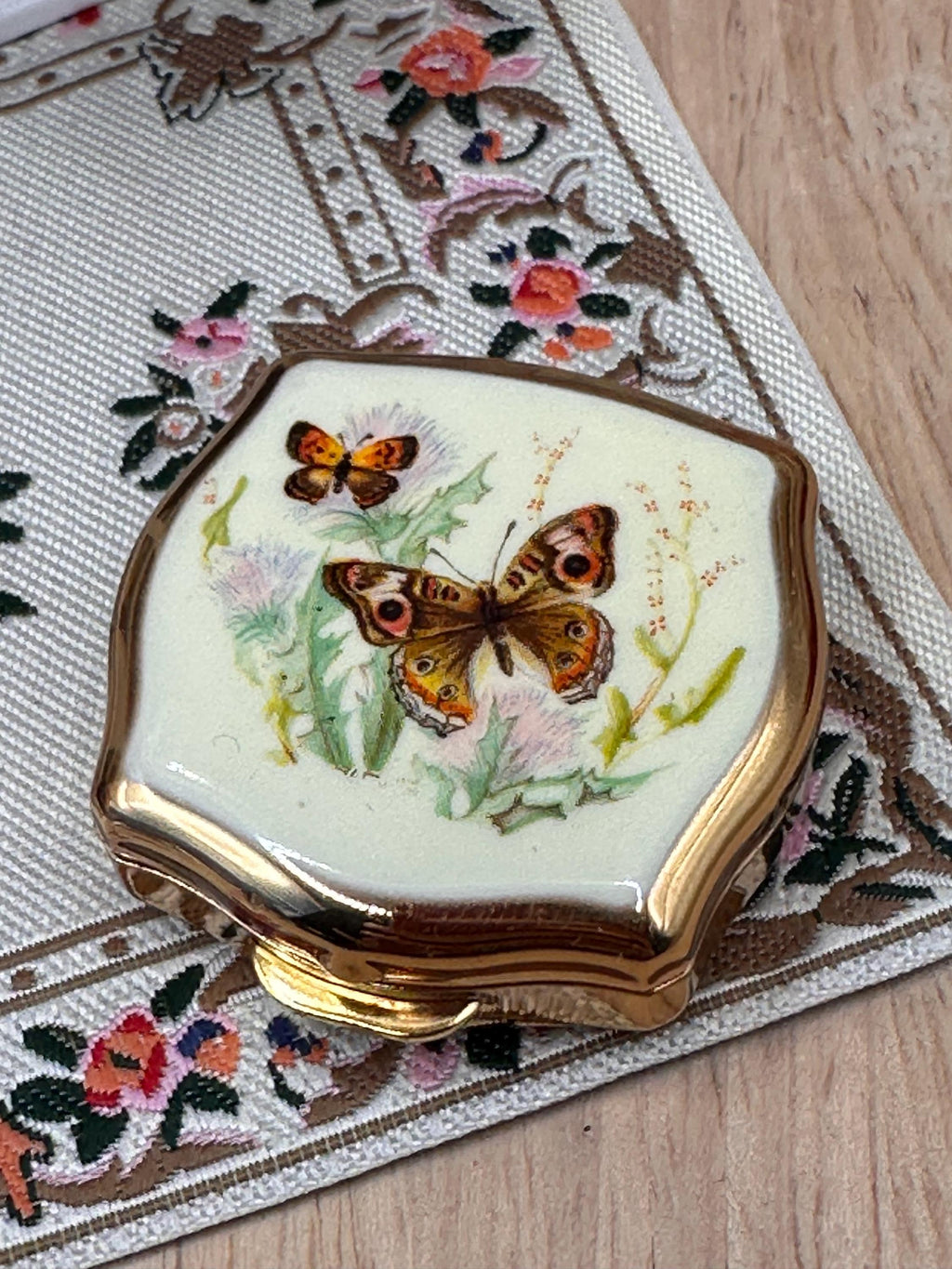 Vintage Stratton Butterfly Mini Pill Box | New Old Stock Boxed | Enamel Butterfly Trinket Box | Made in England | 4cm