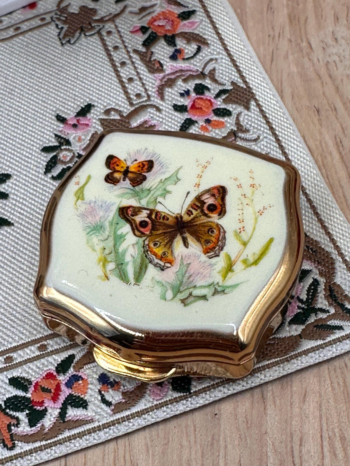 Vintage Stratton Butterfly Mini Pill Box | New Old Stock Boxed | Enamel Butterfly Trinket Box | Made in England | 4cm