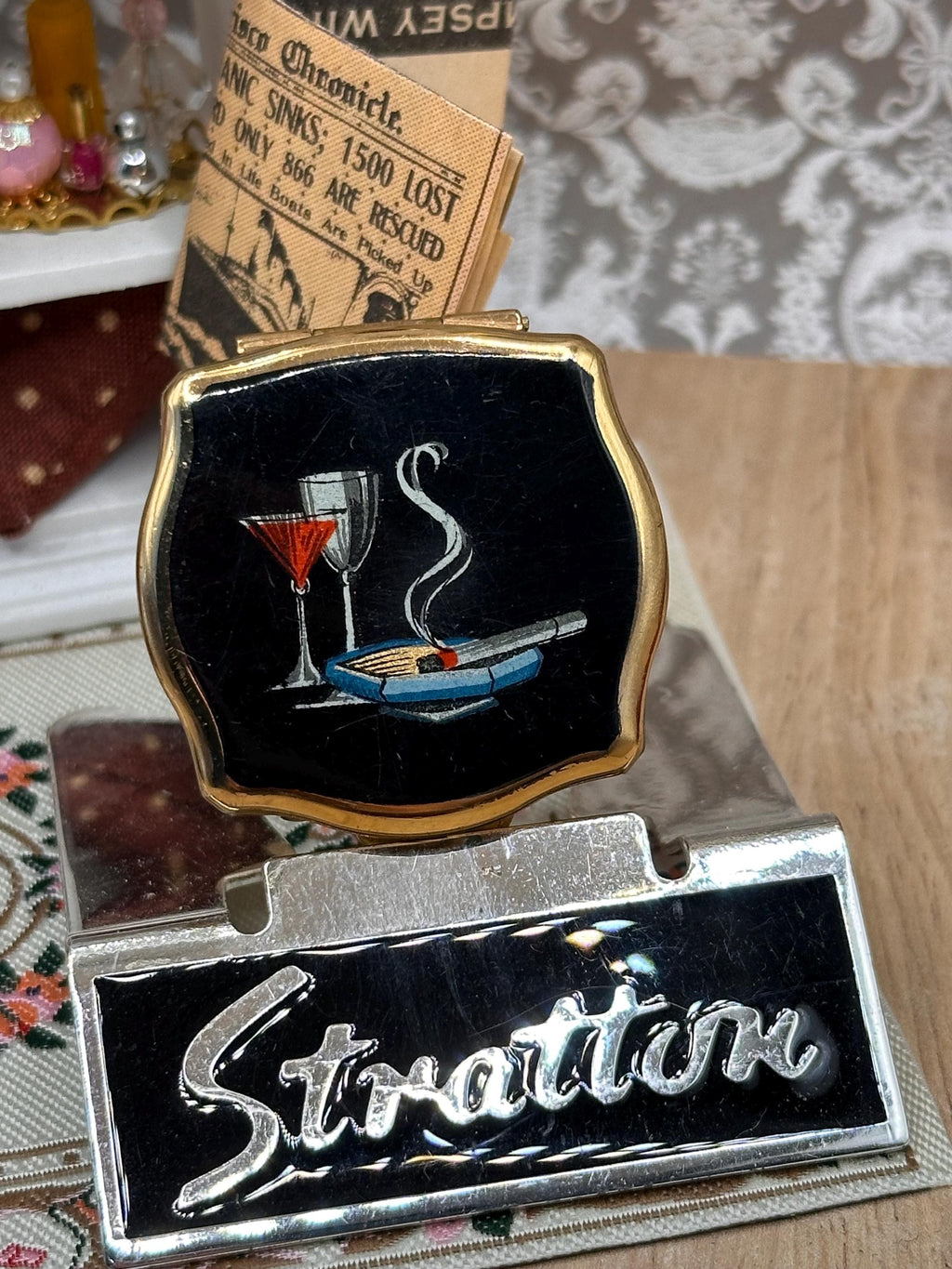 Vintage Stratton Cocktail Enamel Personal Ashtray 4cm Unused Mid Century Pocket Ashtray Made in England