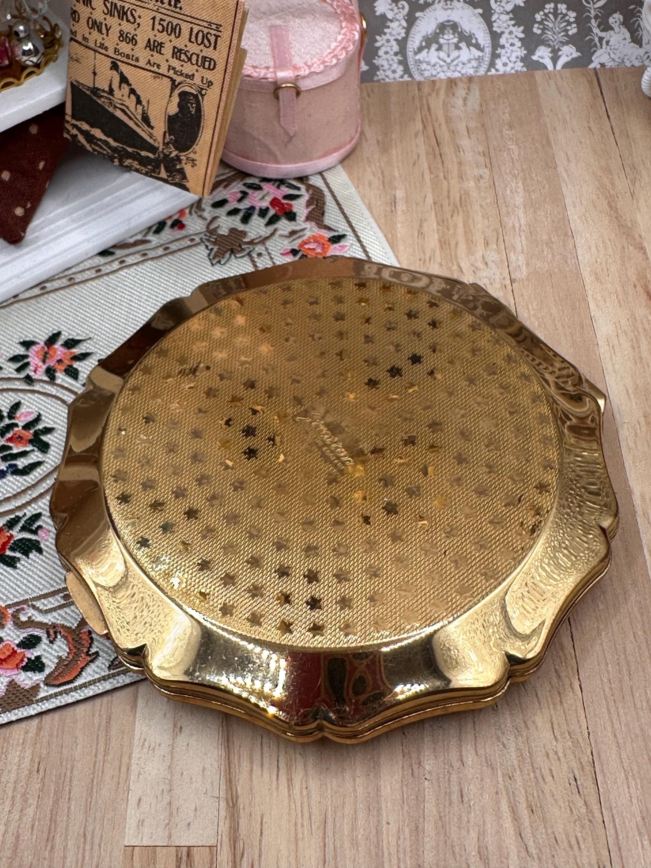 Vintage Stratton Princess Powder Compact Red Carnations White Enamel 8cm Convertible Compact with Sifter Made in England