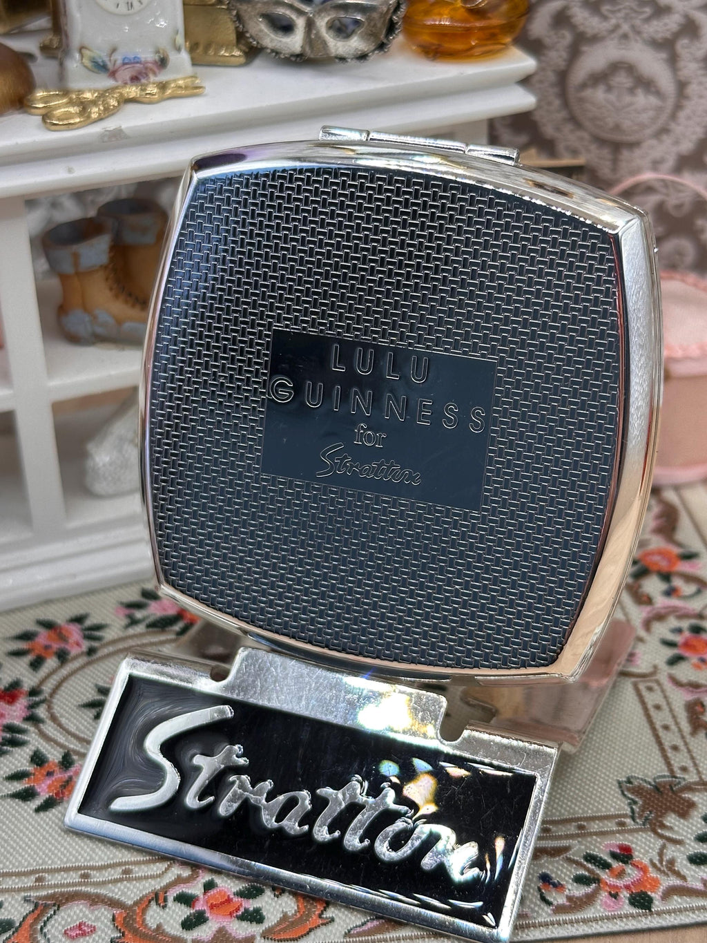 Vintage Lulu Guinness for Stratton Red Lips Compact Mirror Ivory Enamel Double Mirror Designer Gift 7cm