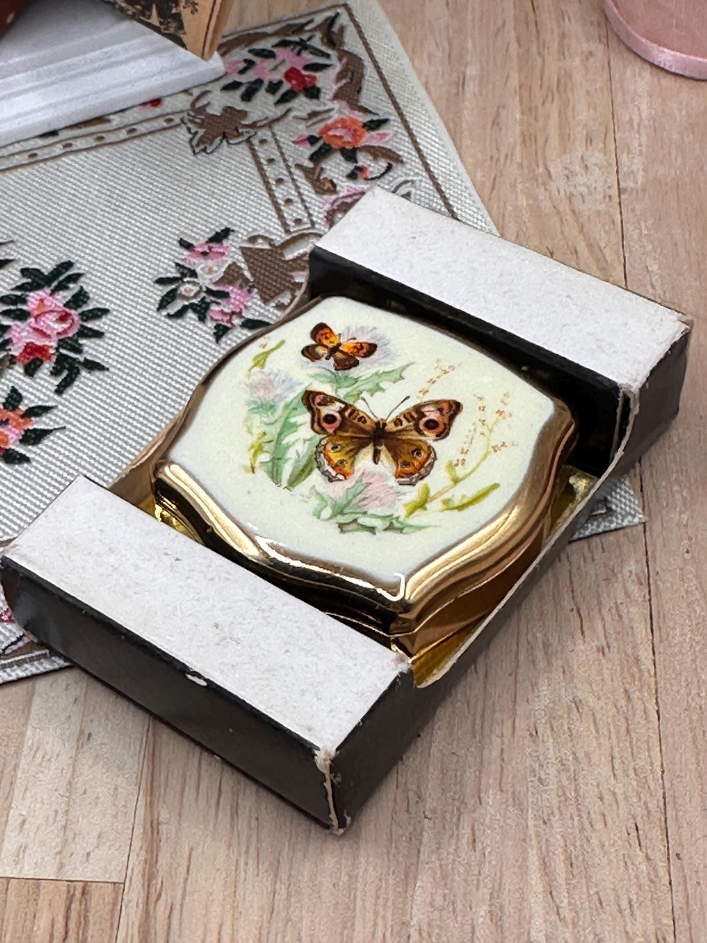 Vintage Stratton Butterfly Mini Pill Box | New Old Stock Boxed | Enamel Butterfly Trinket Box | Made in England | 4cm