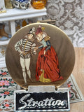 Vintage Stratton ‘Sous l’Empire’ Louis Henri III Powder Compact 7.5cm with Original Pouch