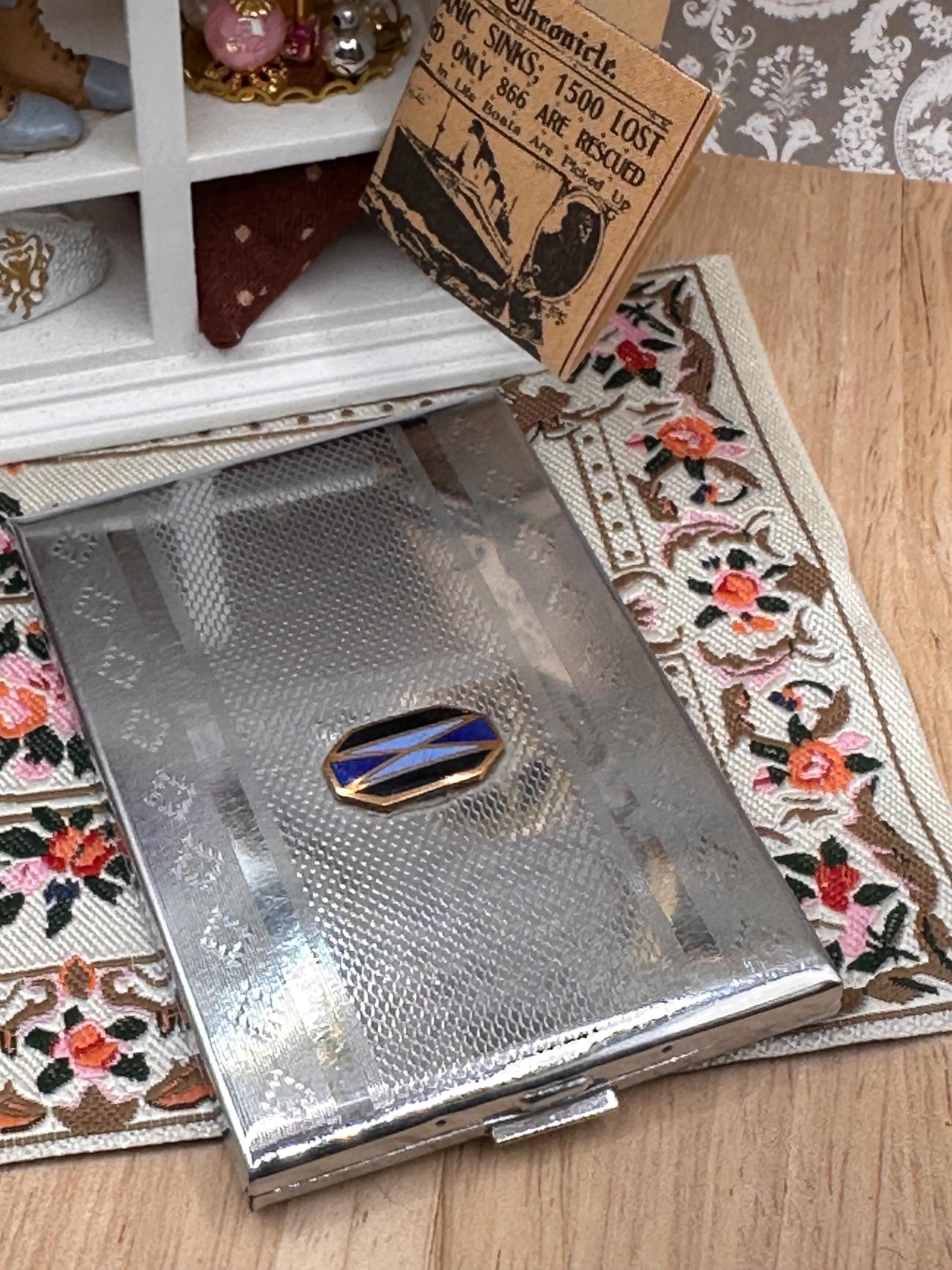 Art Deco Engine Turned Powder Compact with Blue Enamel Geometric Design, Complete with Puff & Sifter, 1930s Vintage