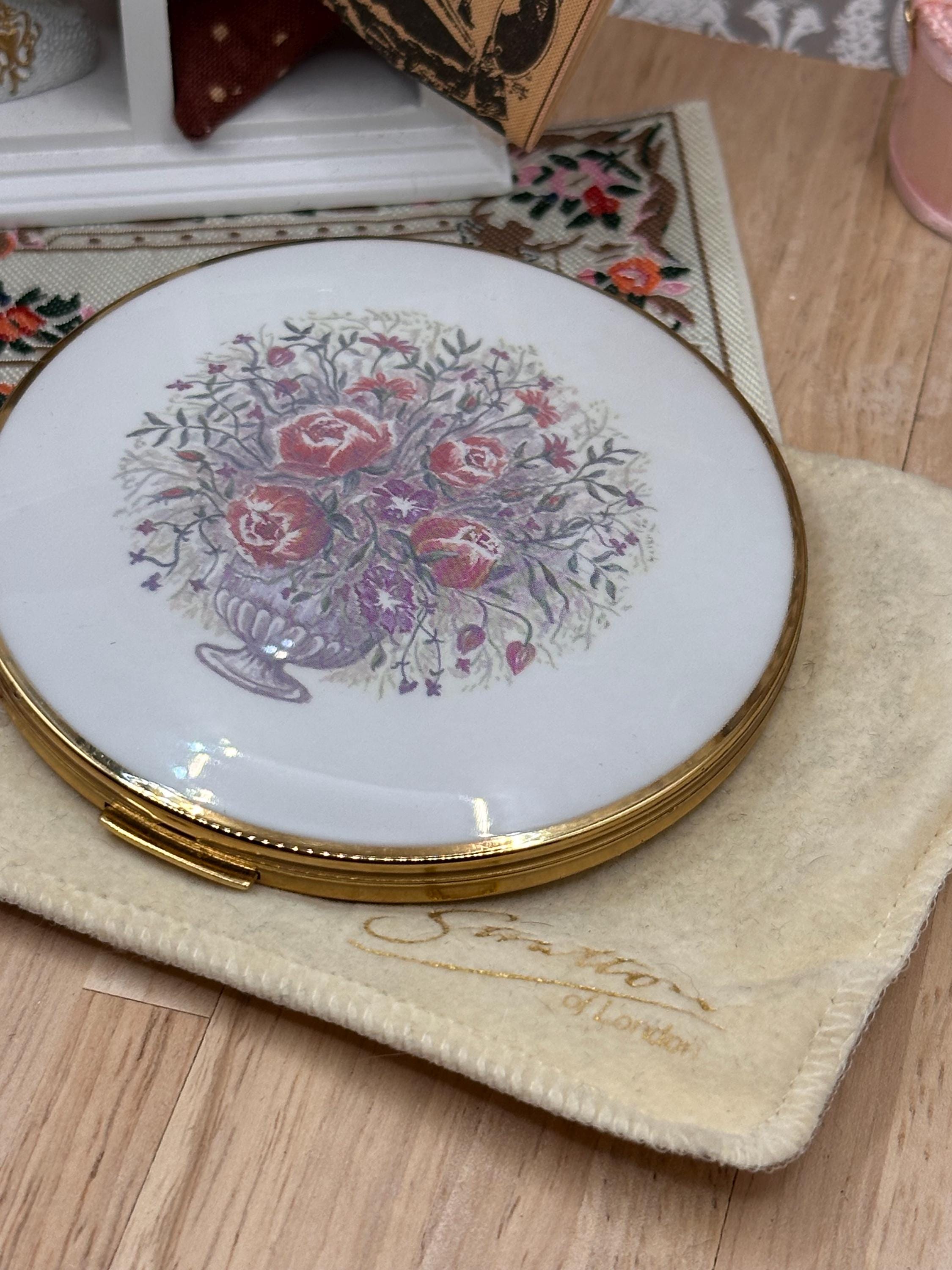 Vintage Stratton Convertible Floral Bouquet Powder Compact with Pouch 8.5cm Made in England