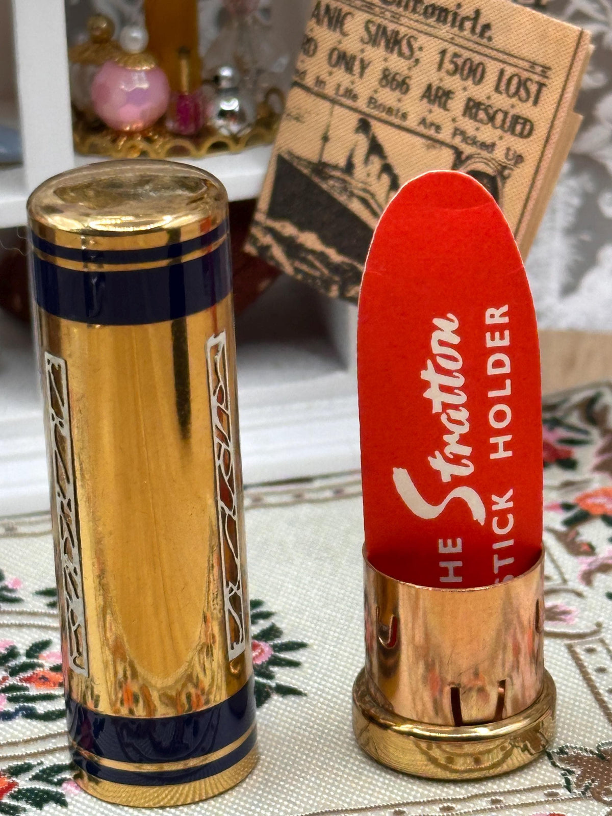 Vintage Stratton No.2 Blue Enamel Lipstick Holder with Original Pouch & Card Unused 6cm