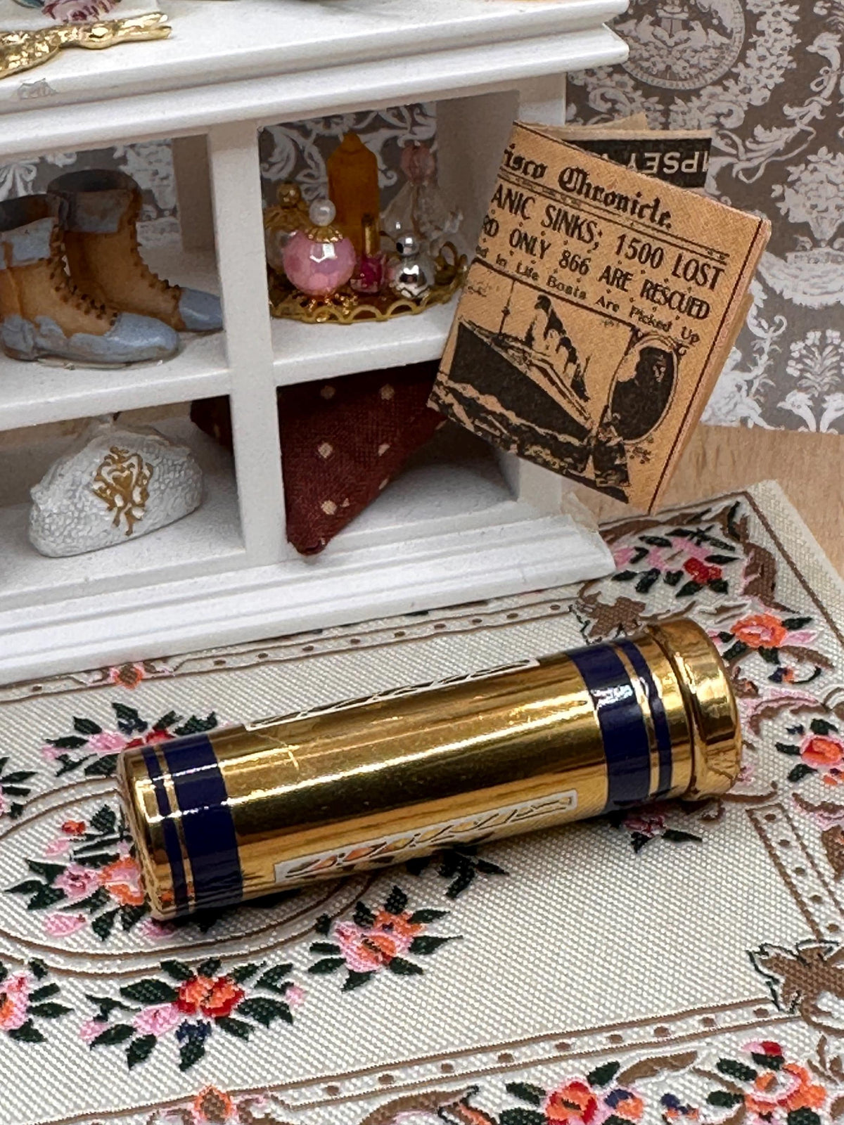 Vintage Stratton No.2 Blue Enamel Lipstick Holder with Original Pouch & Card Unused 6cm