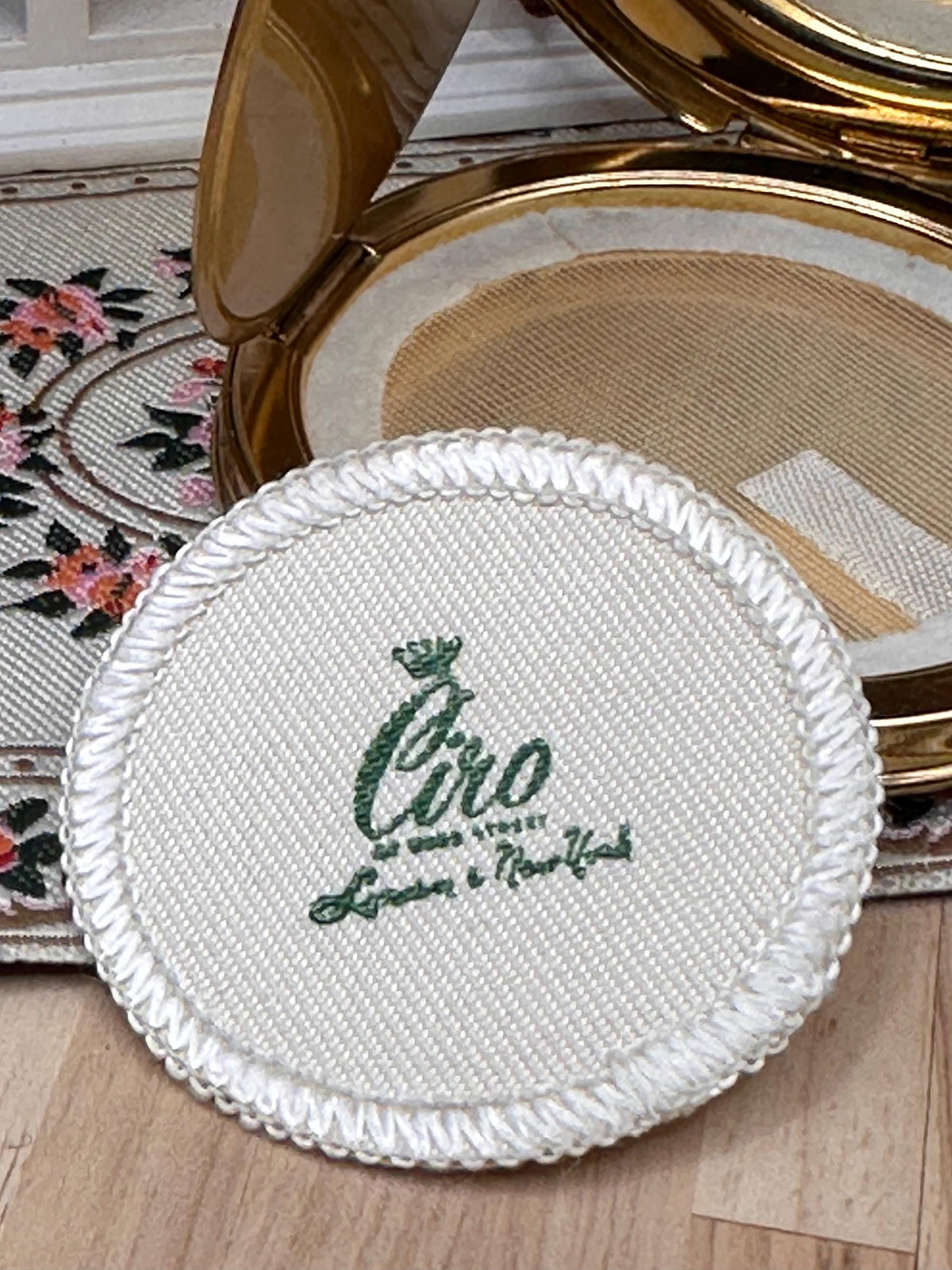 Vintage Ciro of Bond Street Black Enamel Powder Compact 7cm – Unused with Original Puff, Sifter & Pouch
