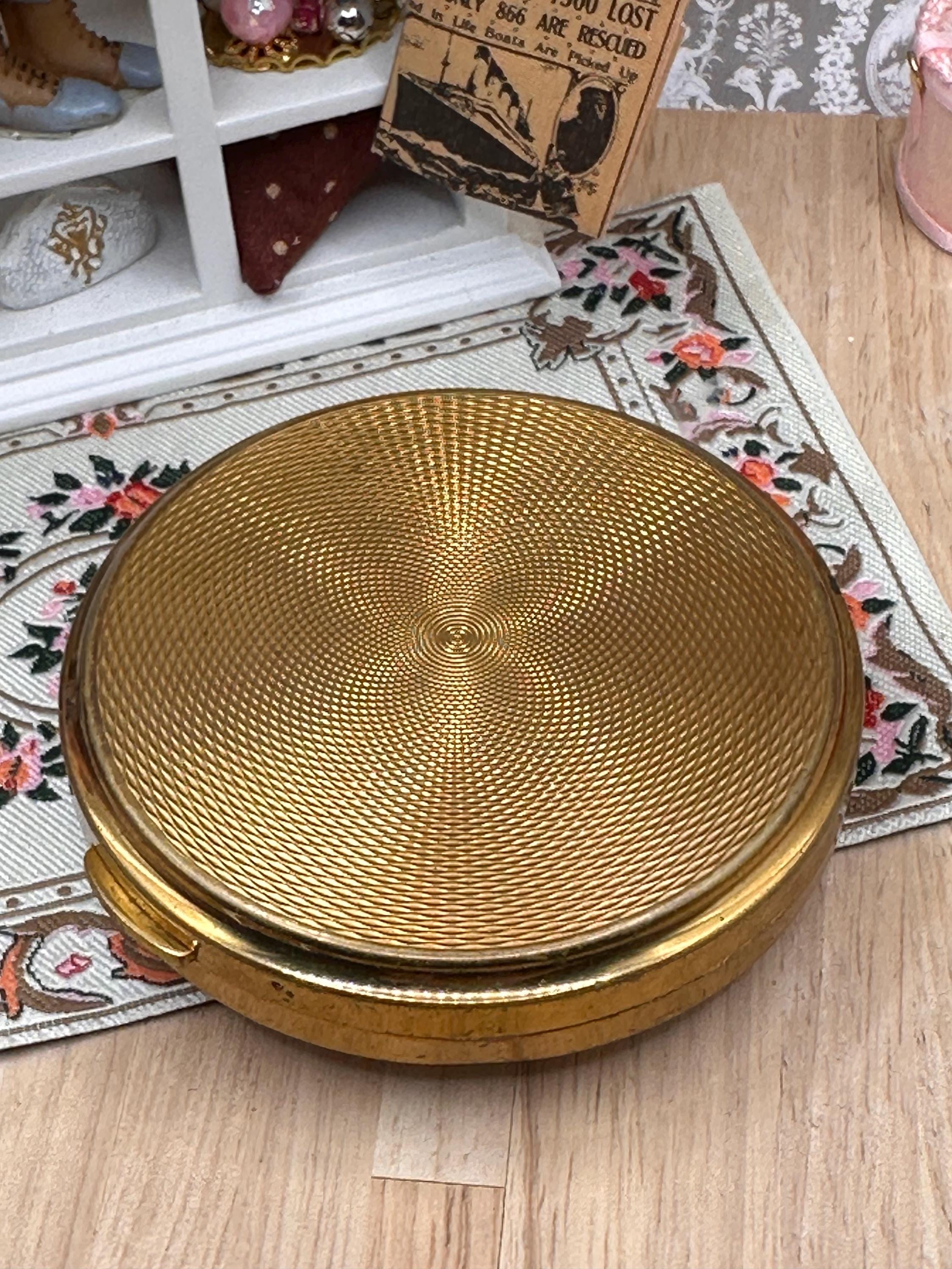 Vintage Mascot for Rococo Musical Powder Compact 8.5cm – Mother of Pearl Petit Point – Original Puff & Sifter