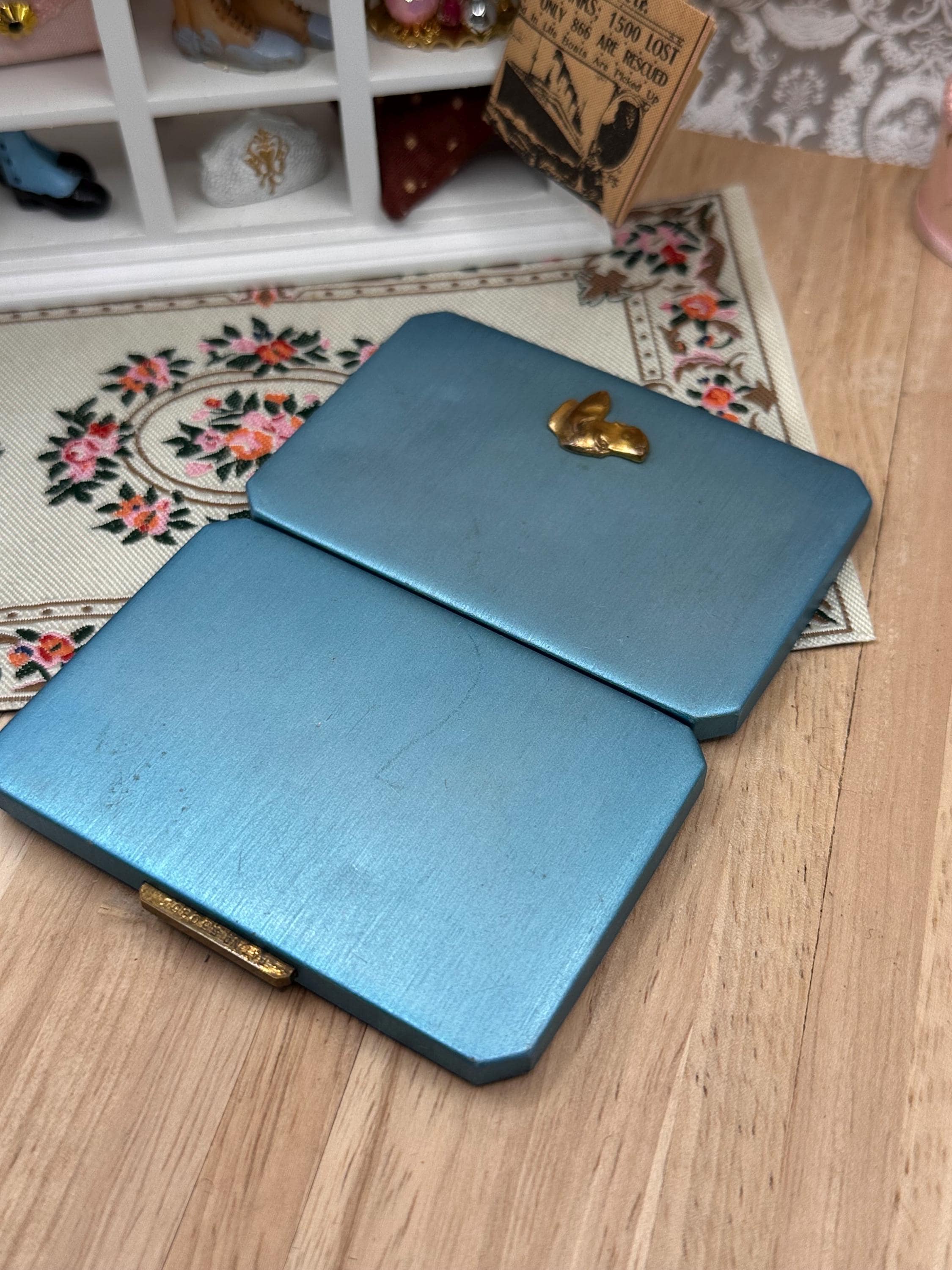 Rare Vintage Stratton Blue Anodised Aluminium Dog Head Powder Compact 8cm Made in England