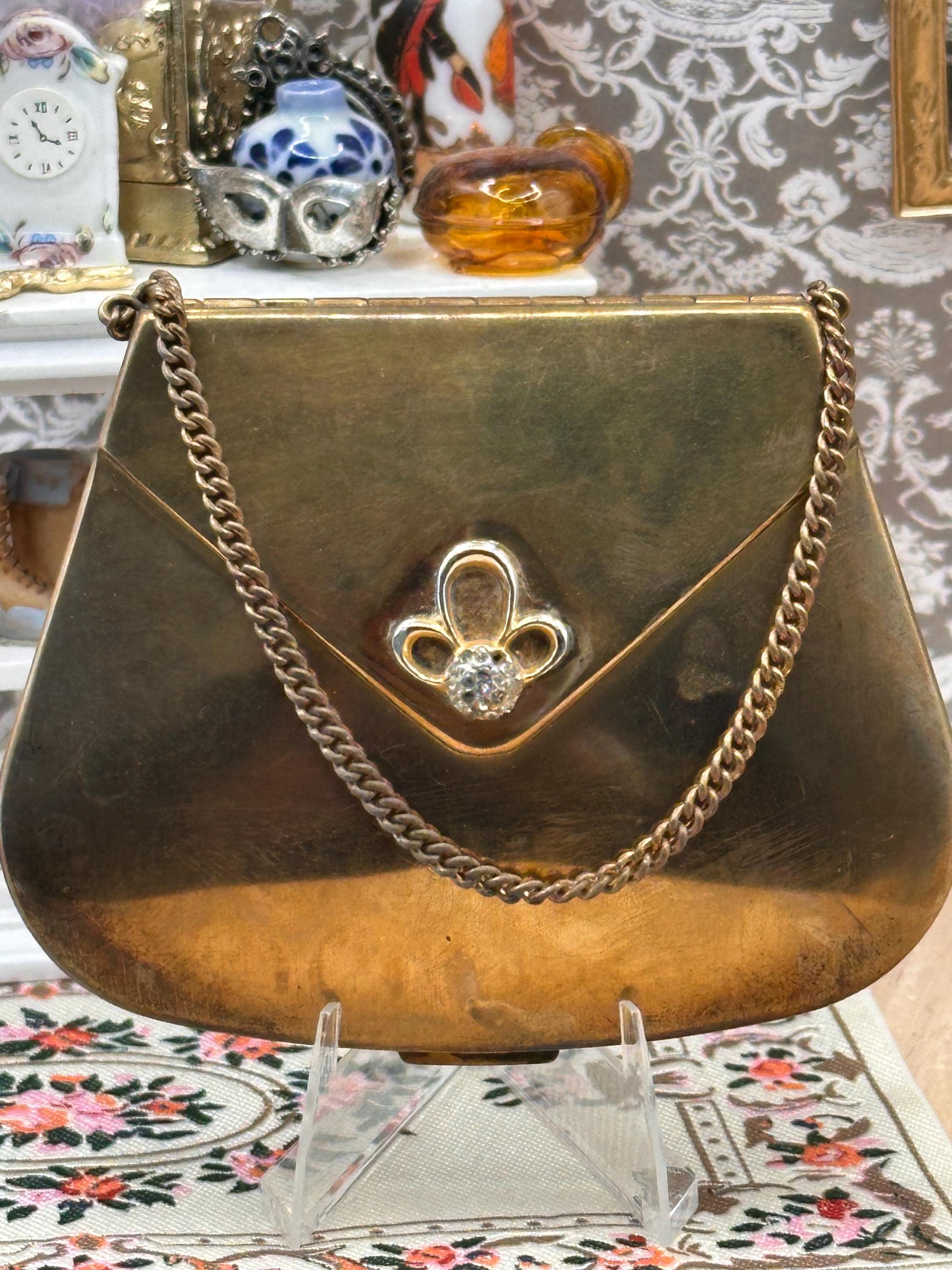 Vintage Volupté Lucky Purse Compact c.1948–1950, Rhinestone Clasp, Original Chain, Puff & Sifter, Rare USA Powder Compact
