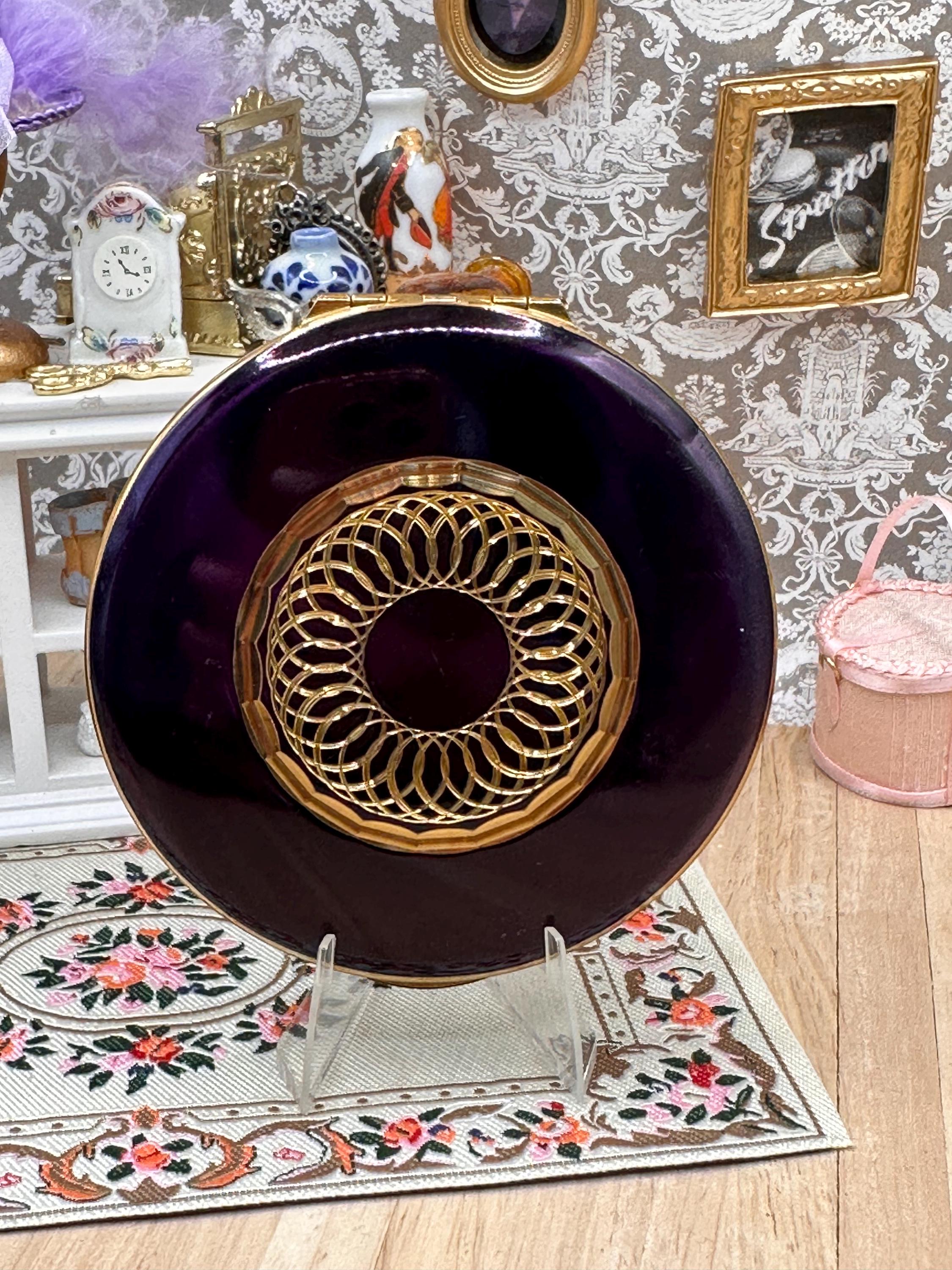 Vintage Kigu Purple Guilloché Enamel Powder Compact – Gold Tone Vanity Compact – 8cm – Made in England