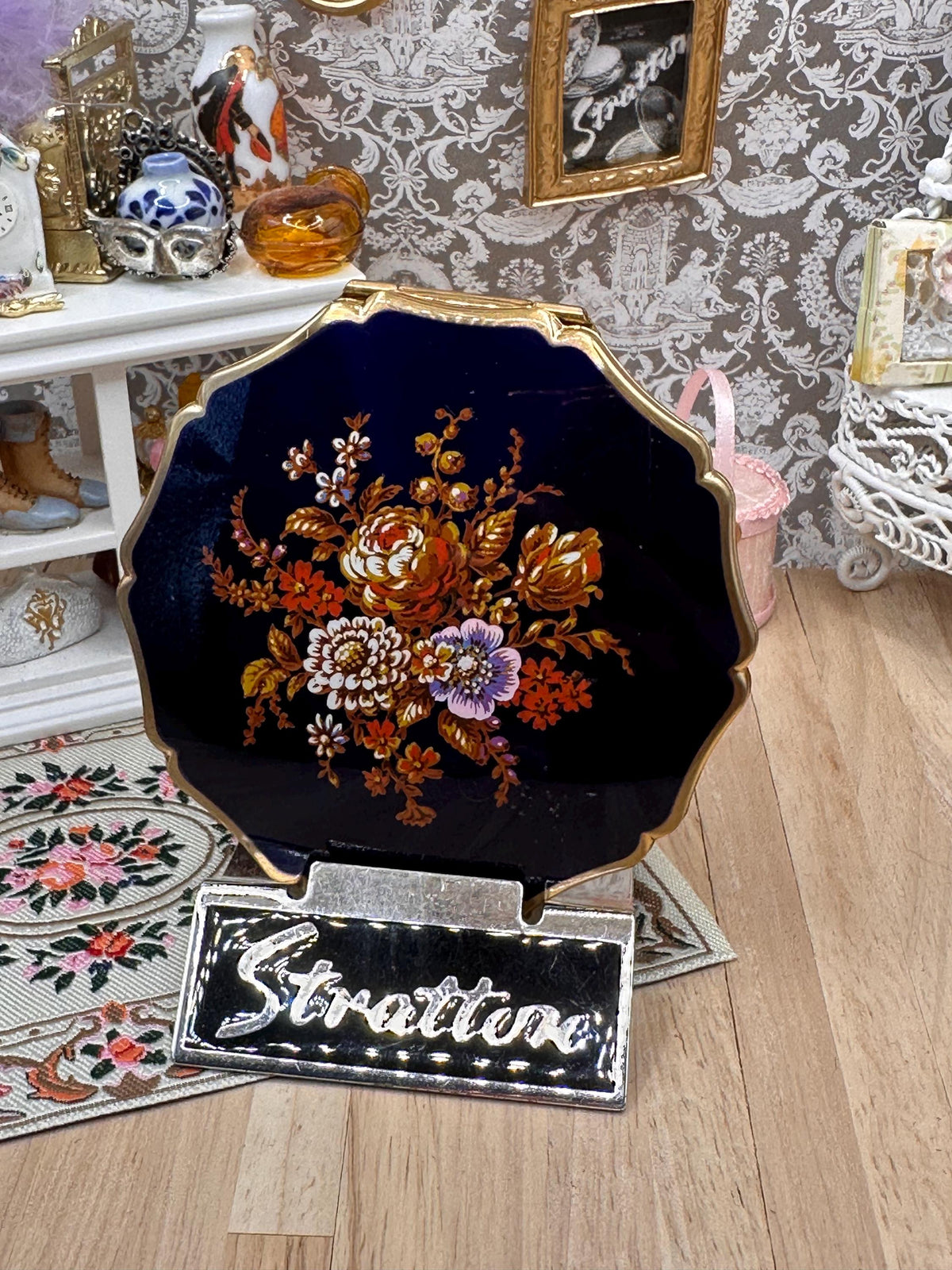 Vintage Boxed Stratton Floral Powder Compact 8.5cm Navy Blue Enamel Unused with Pouch & Sifter