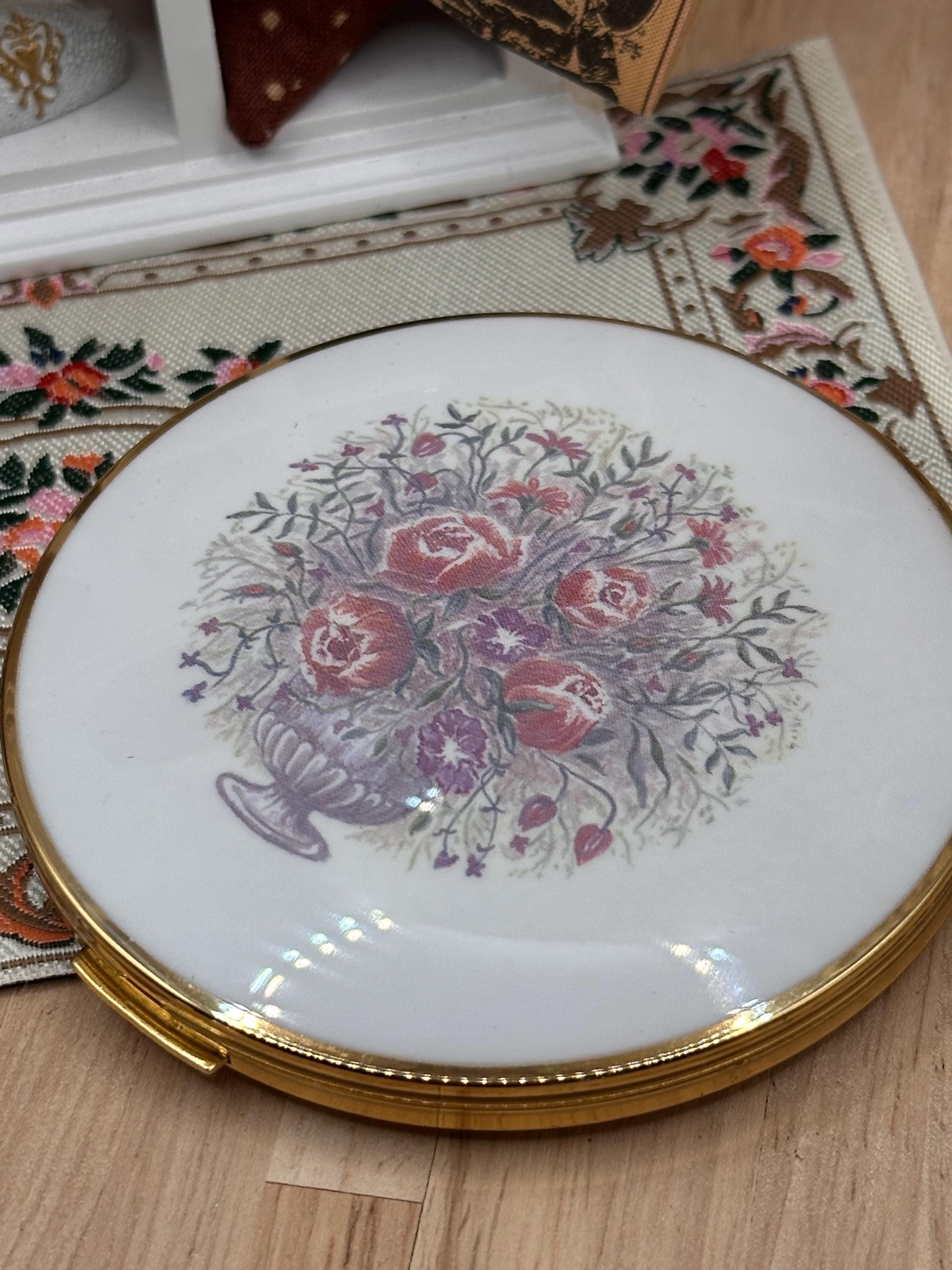 Vintage Stratton Convertible Floral Bouquet Powder Compact with Pouch 8.5cm Made in England