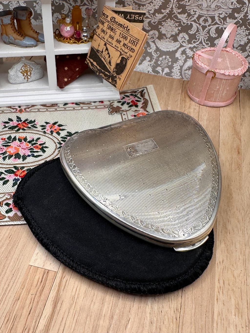 Kigu Cherie Solid Sterling Silver Heart Powder Compact 1961 Rare Boxed Vintage Vanity