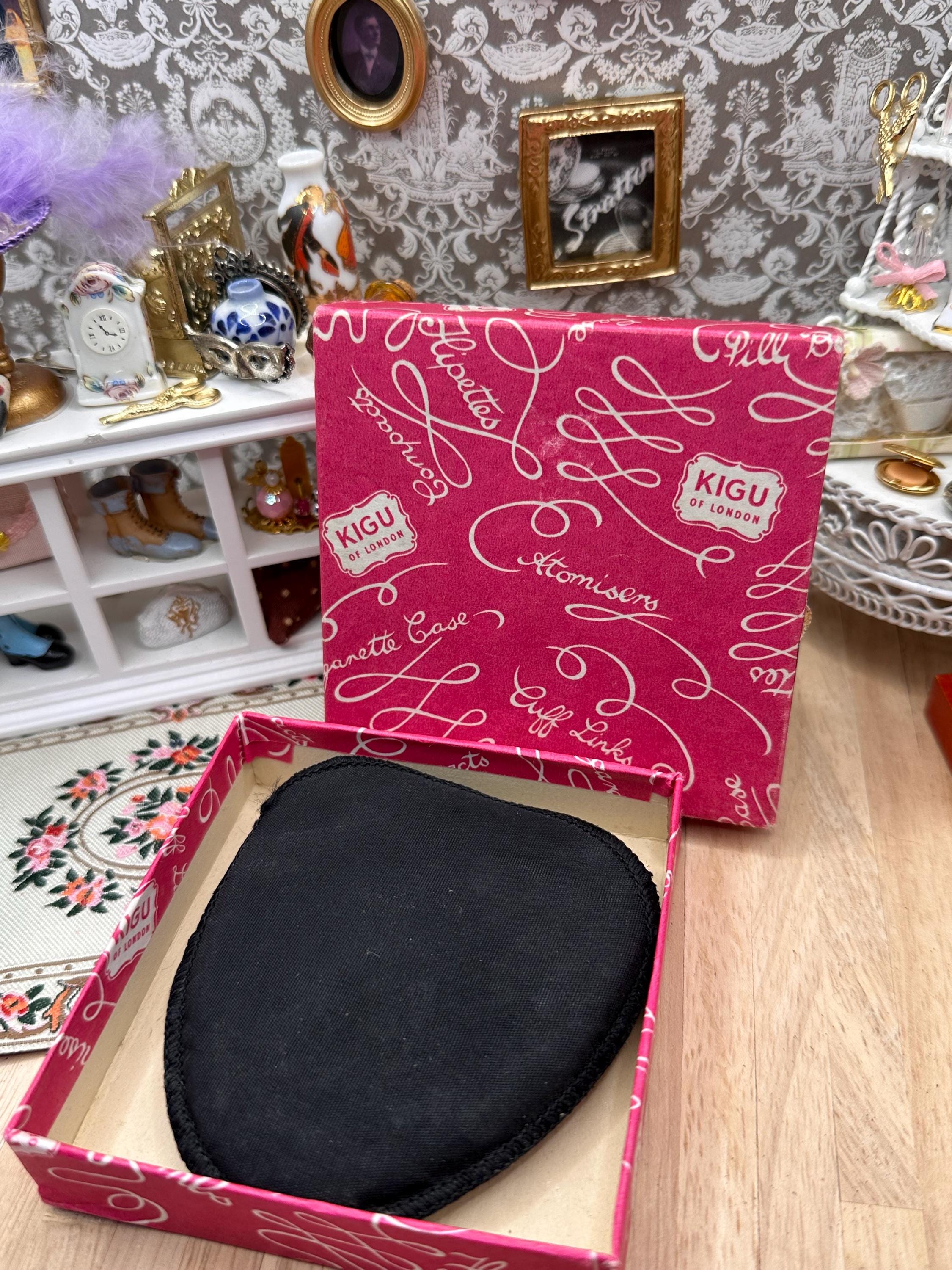 Kigu Cherie Solid Sterling Silver Heart Powder Compact 1961 Rare Boxed Vintage Vanity