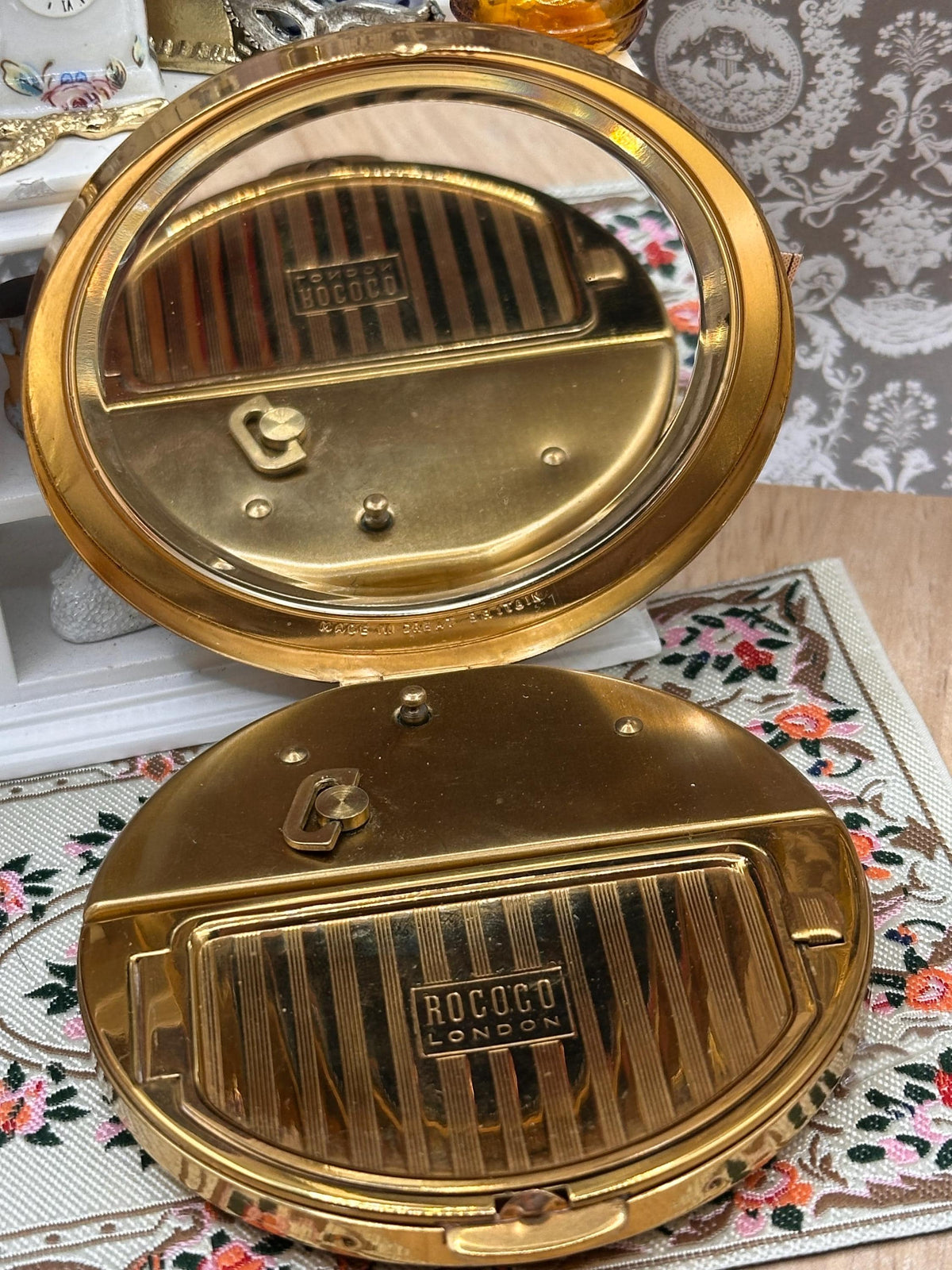 Vintage Mascot for Rococo London Musical Powder Compact 7.5cm Mother of Pearl Fascination Waltz