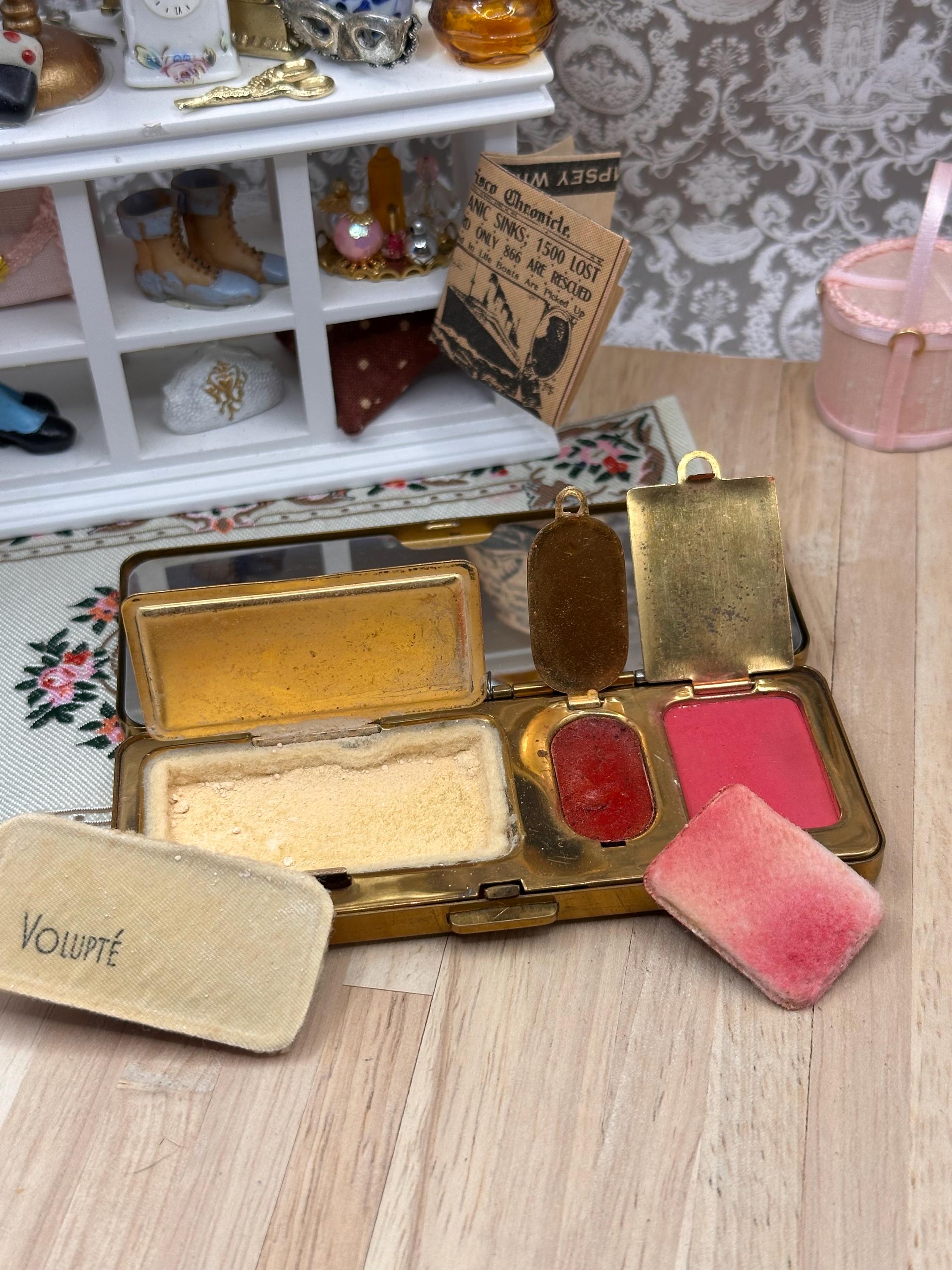 Rare 1934 Volupté Quint Art Deco Five in One Vanity Carryall Powder Compact with Comb Minaudière