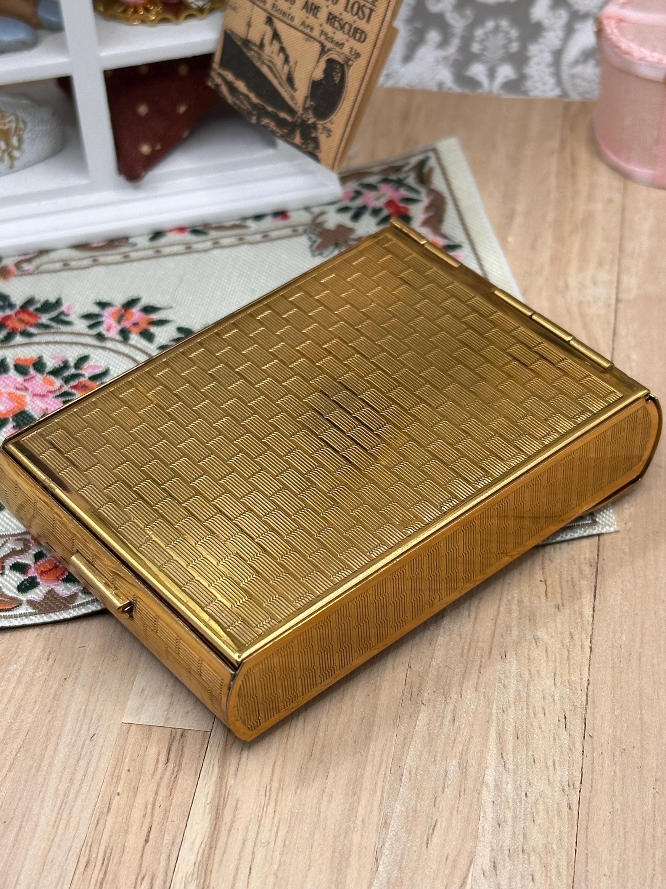 Vintage Mascot A.S.B. Combination Powder Compact Cigarette Case 1950s – Complete Unused Accessories