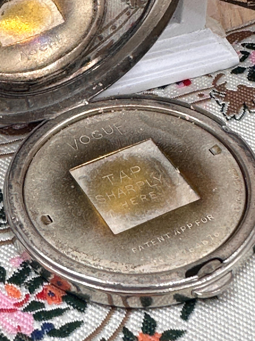 Vintage 1930s La Vogue Powder Compact Yellow Guilloché Enamel Patent 764576 Made in England