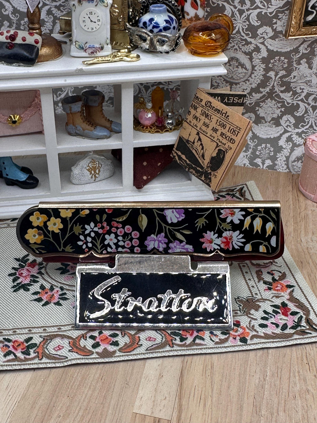Vintage Stratton England Floral Folding Handbag Comb – Black & Gold Pocket Vanity Comb 10.5cm