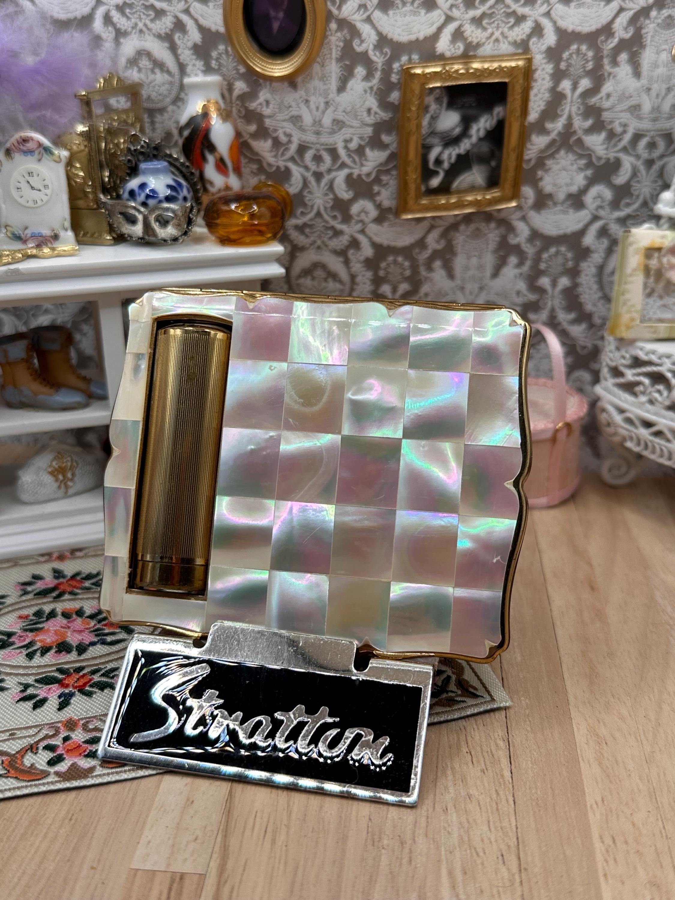 Vintage Stratton Lipstick Empress Mother of Pearl Compact – Compact-in-Hand Vanity Set – Original Lipstick, Puff & Sifter – 8.5 x 7cm