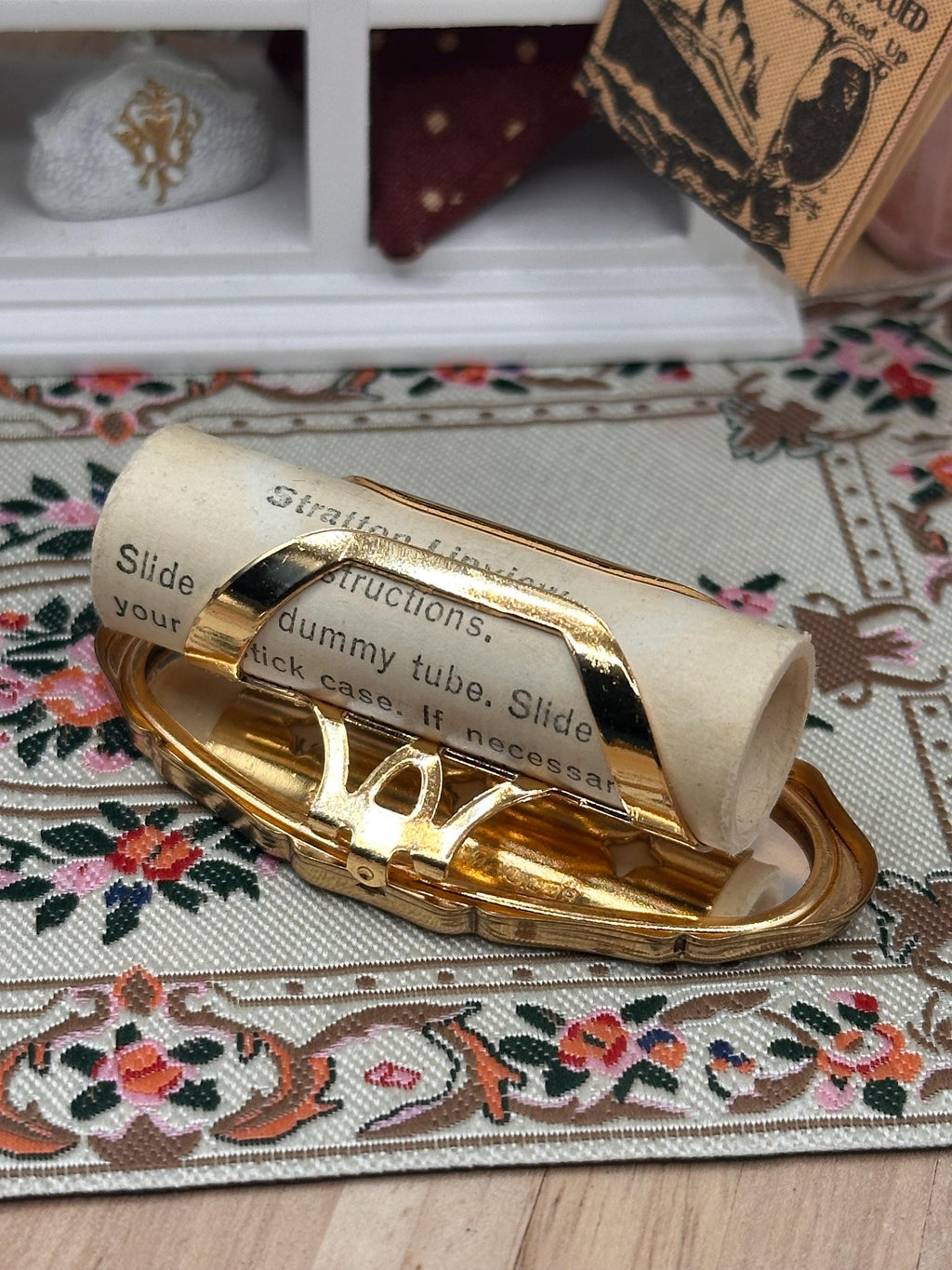 Vintage Stratton Lip-View Compact Mirror – Boxed Blue Starburst – 6cm