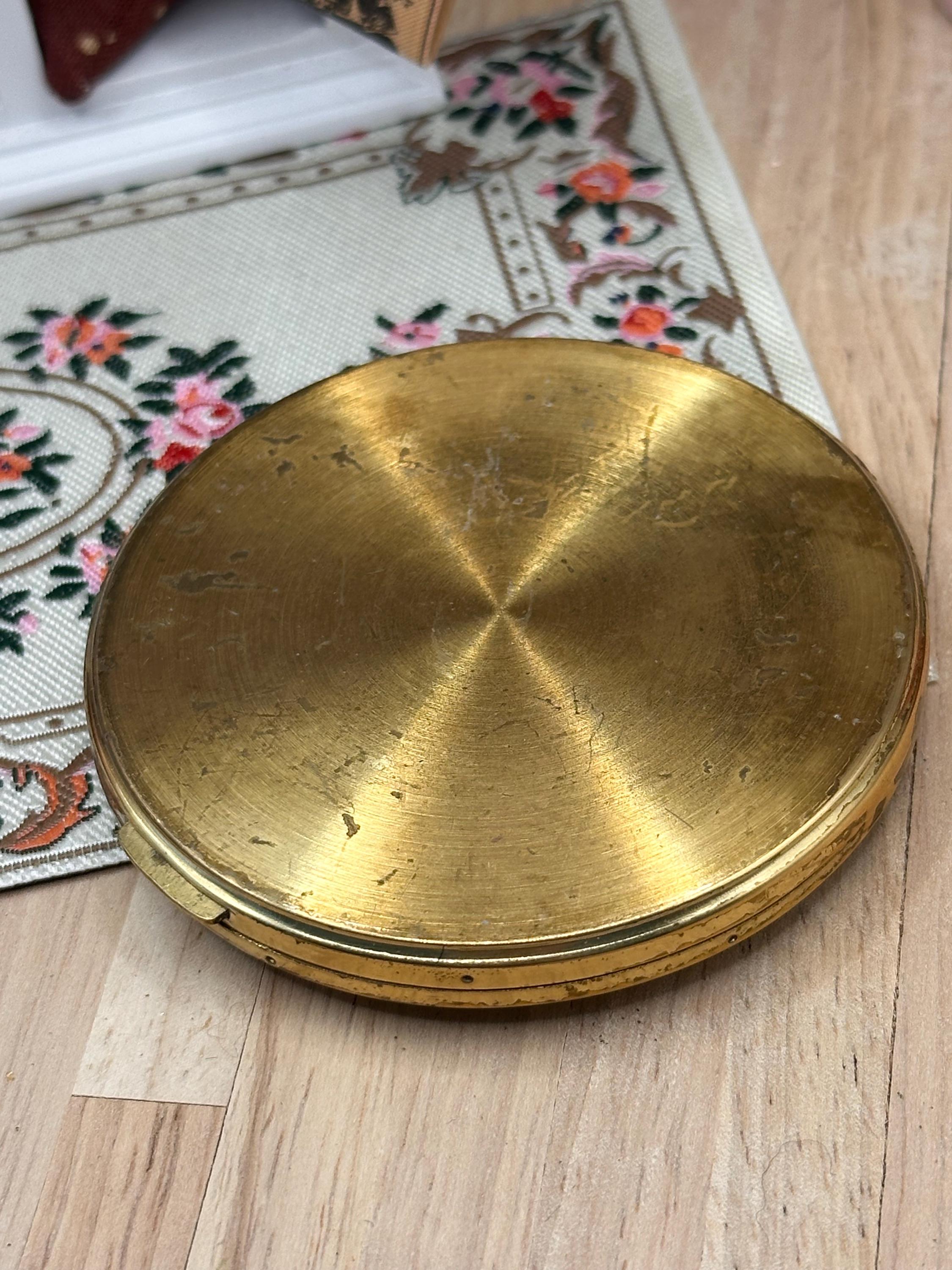 Vintage Beauty Powder Compact 7cm Gold Tone Mirror Compact Aurora Rhinestones Mother of Pearl Mosaic Vanity Compact Display Piece