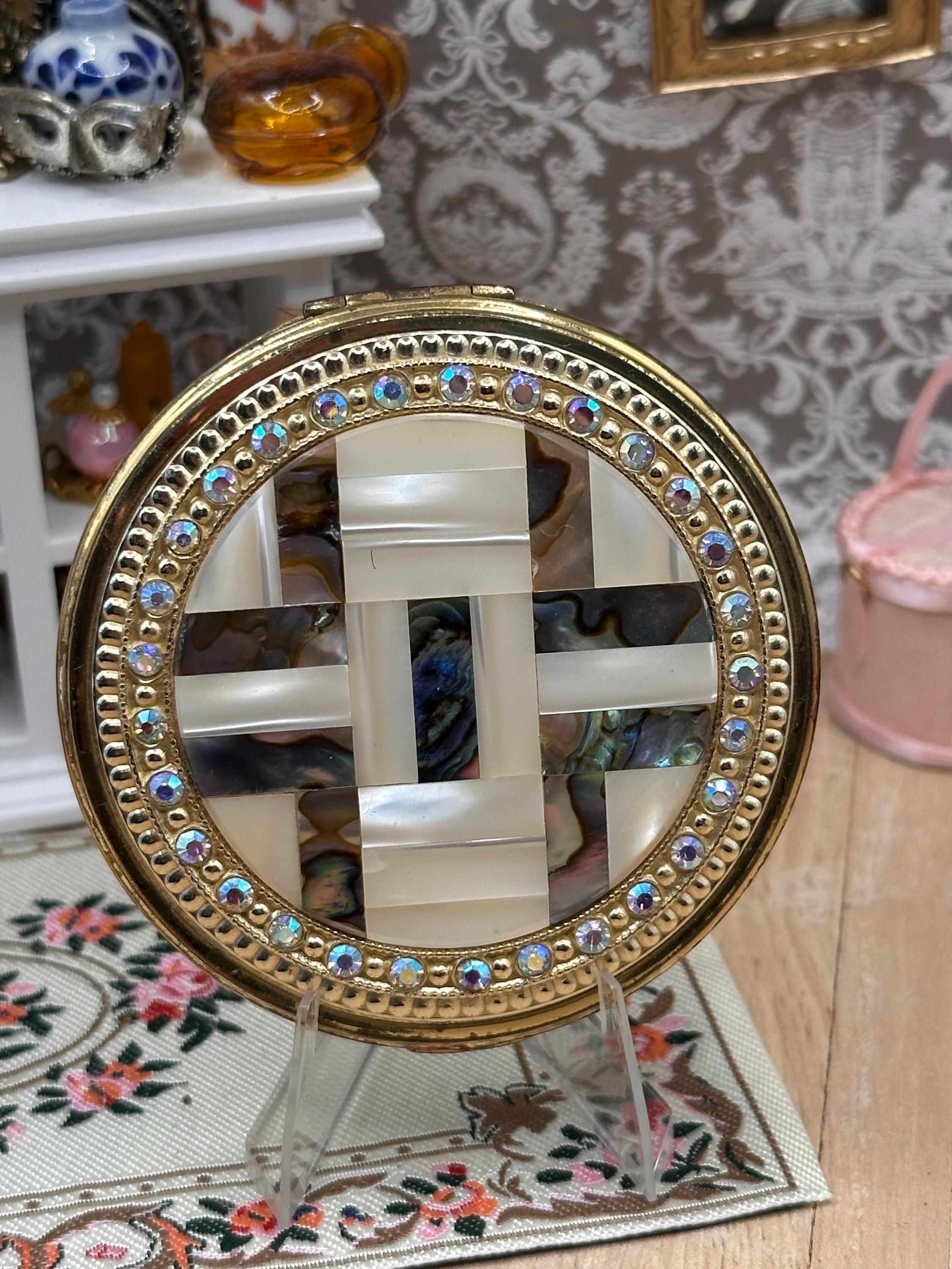 Vintage Beauty Powder Compact 7cm Gold Tone Mirror Compact Aurora Rhinestones Mother of Pearl Mosaic Vanity Compact Display Piece