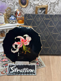 Stratton “Erika” Lily Enamel Powder Compact with Box, Pouch & Accessories – Unused Vintage 8.5cm