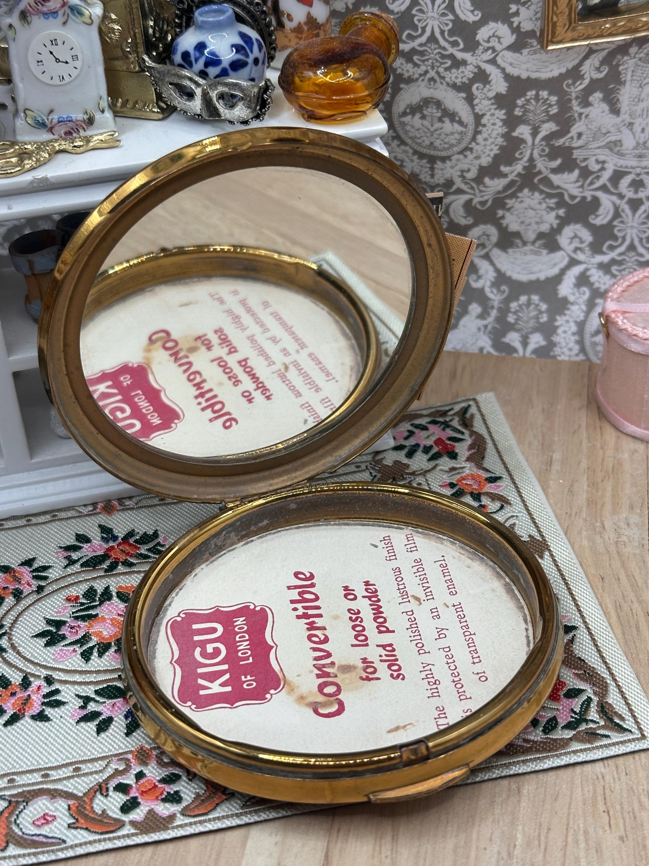 Vintage Kigu Deer & Fawn Black Enamel Powder Compact – Convertible Mirror Compact – 7.5cm – Made in England