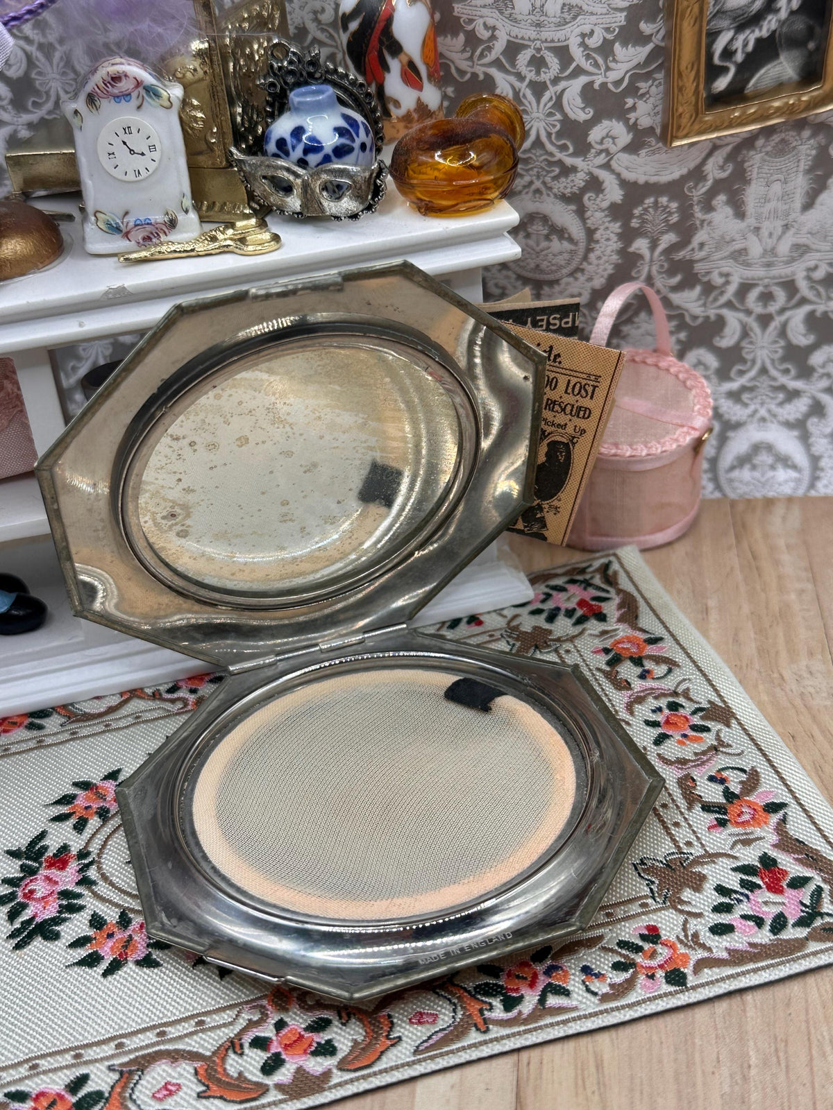 Vintage Art Deco Rhinestone Powder Compact Geometric Octagonal Statement Compact