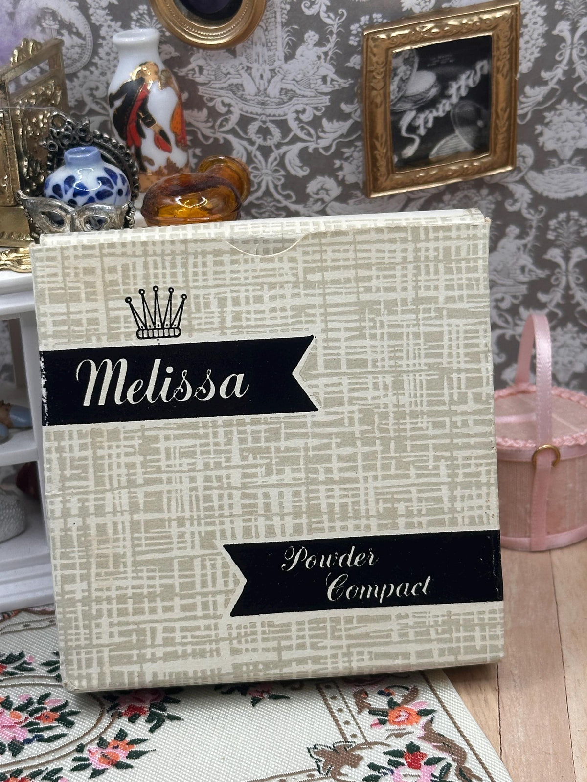 Vintage Melissa Super Slim Powder Compact – Boxed Unused 7cm with Original Pouch & Puff