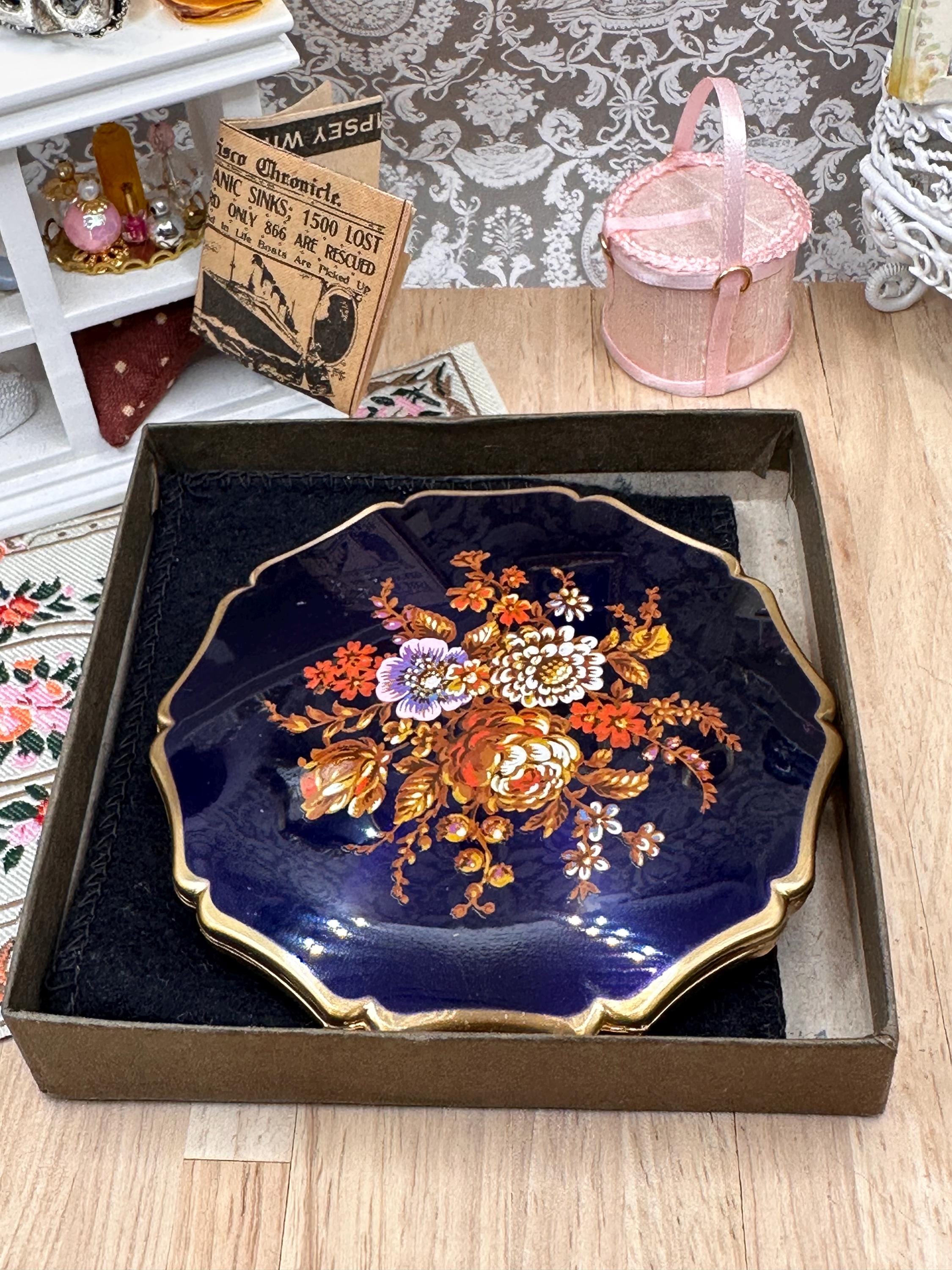 Vintage Boxed Stratton Floral Powder Compact 8.5cm Navy Blue Enamel Unused with Pouch & Sifter
