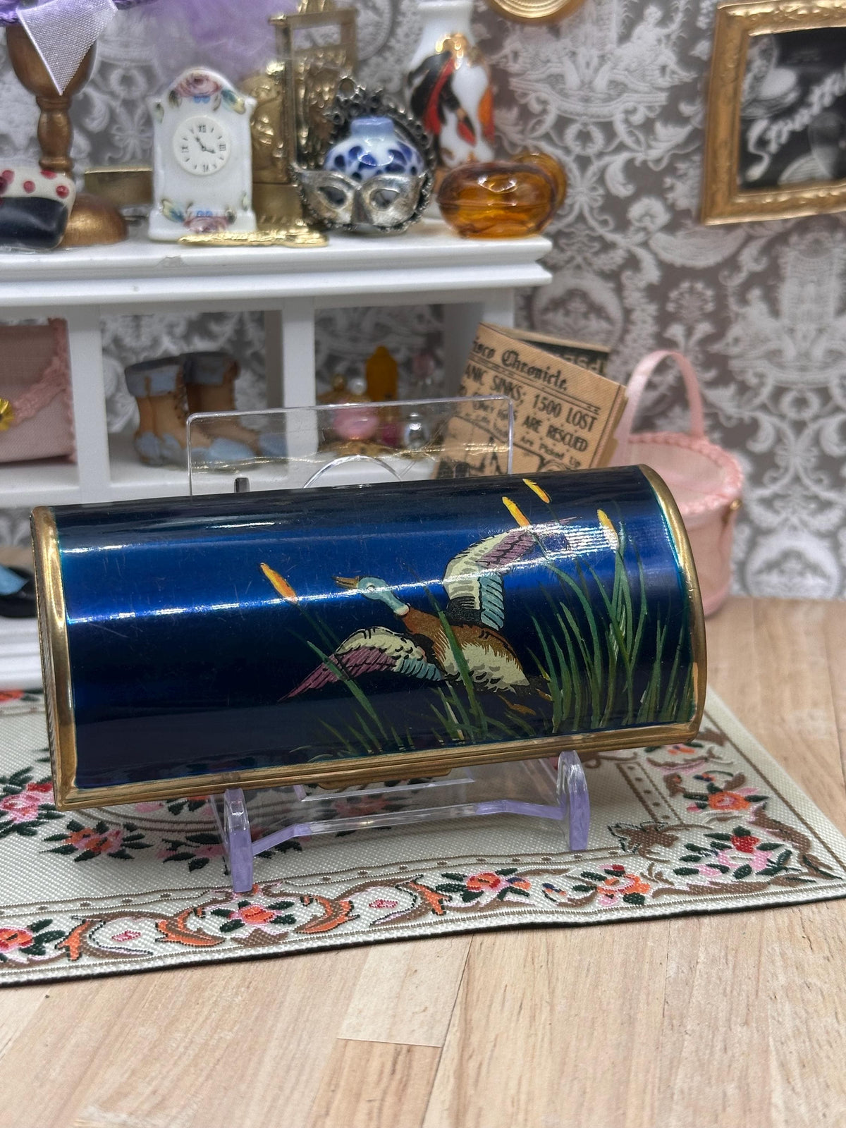 Vintage Kigu Cigarette Case – Mallard Ducks on Cobalt Blue – 9 x 3cm
