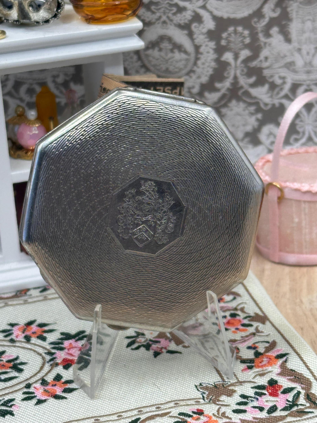 Vintage 1930s Dubarry Powdrette Compact – Art Deco Silver Tone Octagonal Powder Compact with Original Refill