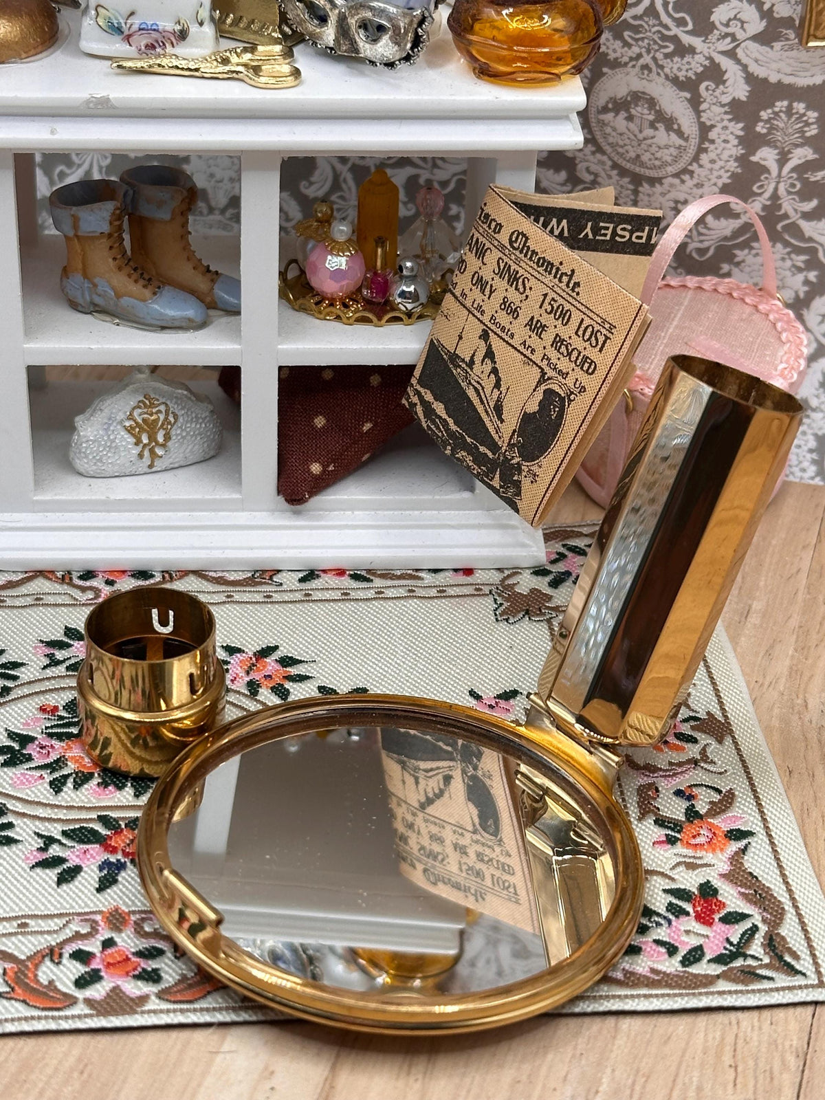 Vintage Stratton No. 2 Lipstick Holder with Folding Compact Mirror – 1950s/60s