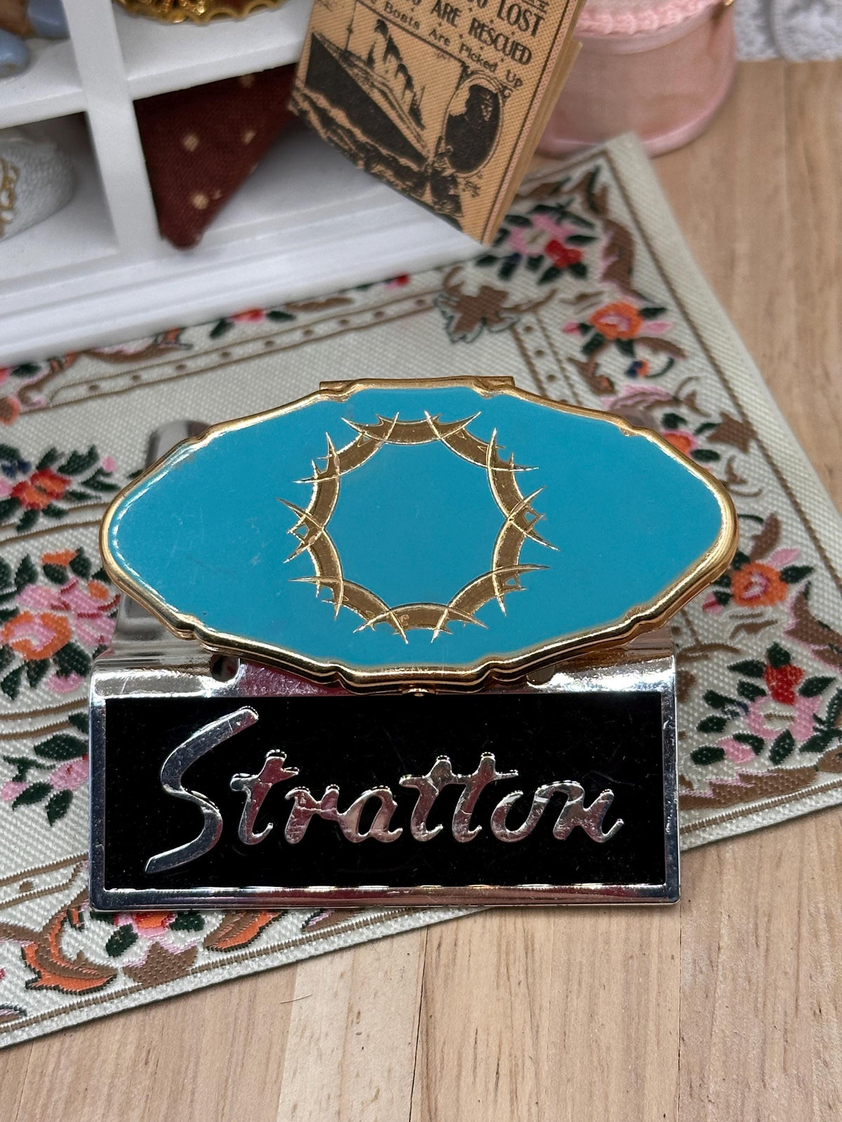 Vintage Stratton Lipview Compact Mirror – Teal Blue Enamel – 6cm
