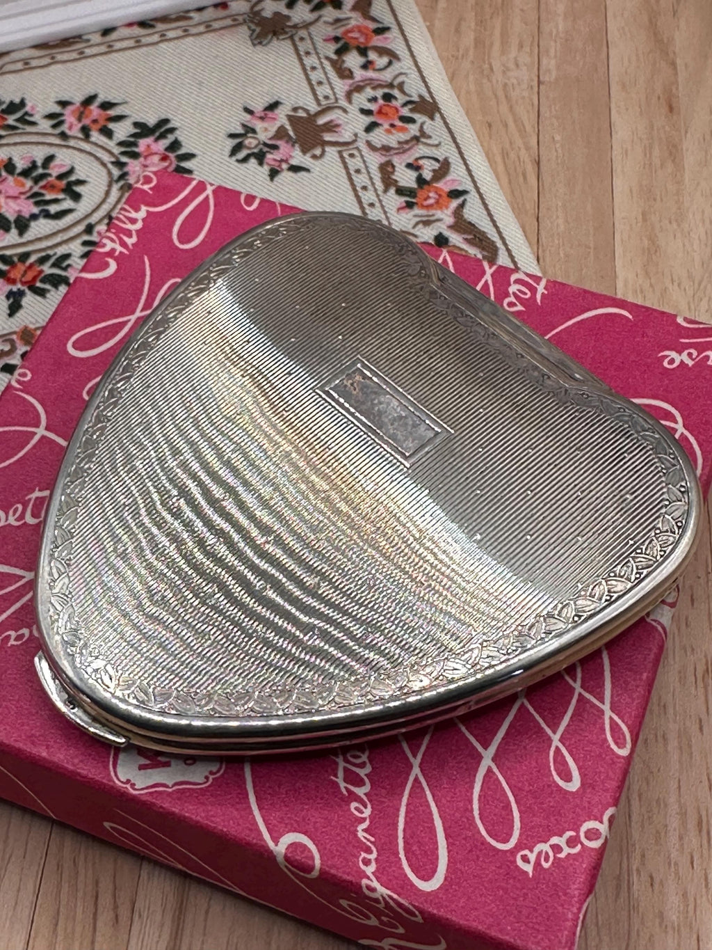 Kigu Cherie Solid Sterling Silver Heart Powder Compact 1961 Rare Boxed Vintage Vanity