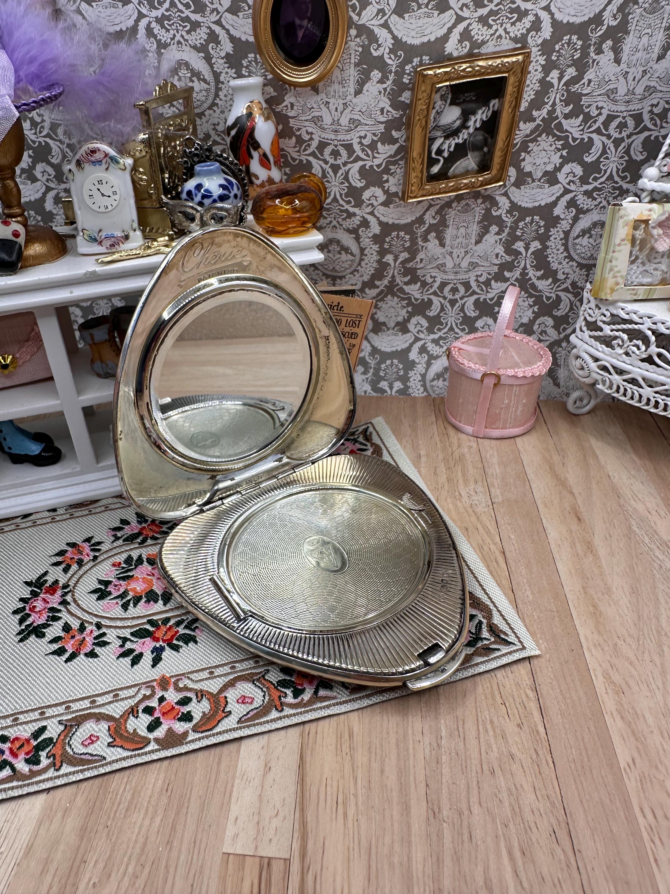 Kigu Cherie Solid Sterling Silver Heart Powder Compact 1961 Rare Boxed Vintage Vanity