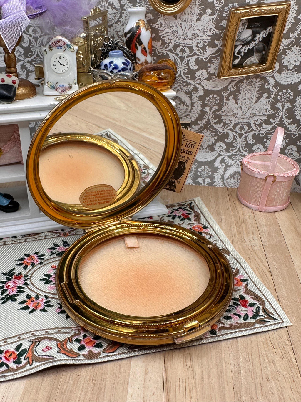 Vintage Stratton Baron Pas de Quatre Ballet Powder Compact – Markova Danilova Krassovska Riabouchinska 8cm