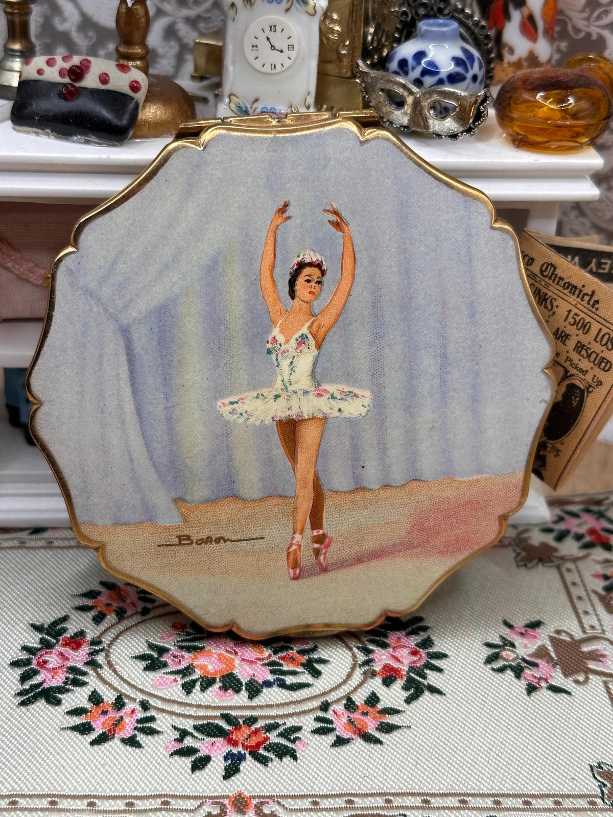 Vintage Stratton Princess Baron Svetlana Beriosova Sleeping Beauty Ballerina Powder Compact 1950s