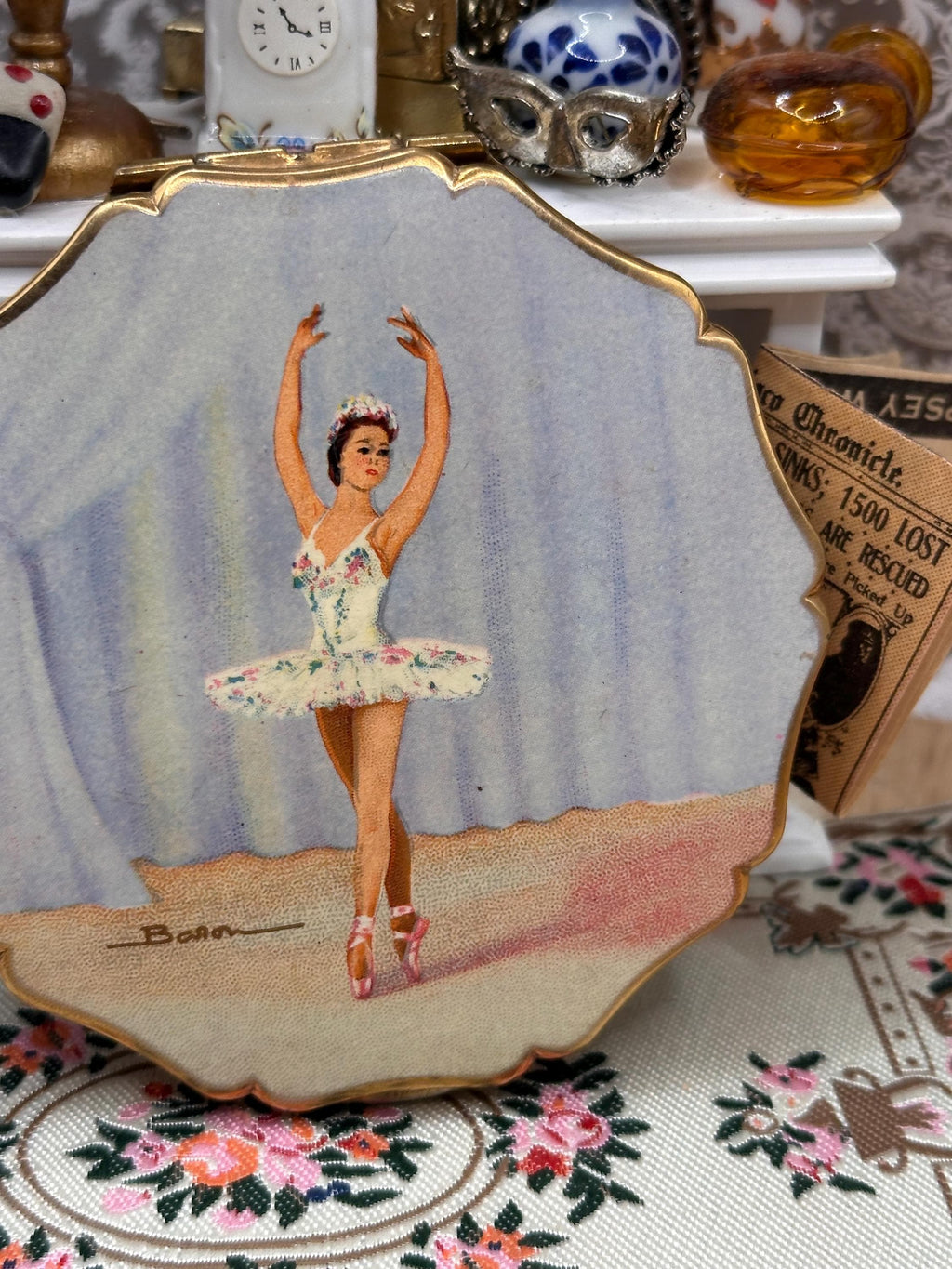 Vintage Stratton Princess Baron Svetlana Beriosova Sleeping Beauty Ballerina Powder Compact 1950s